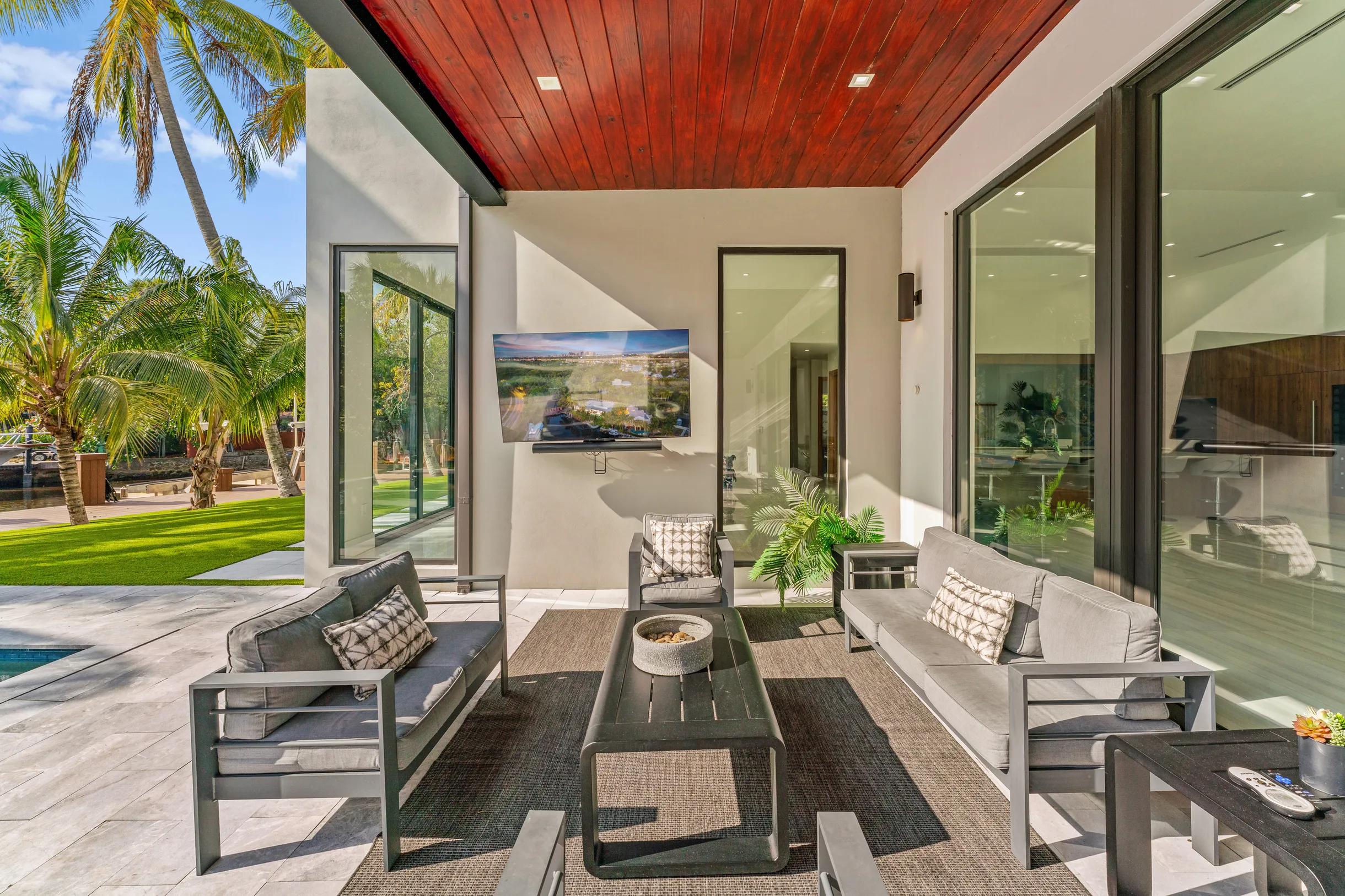 Wander Fort Lauderdale Harbor #103