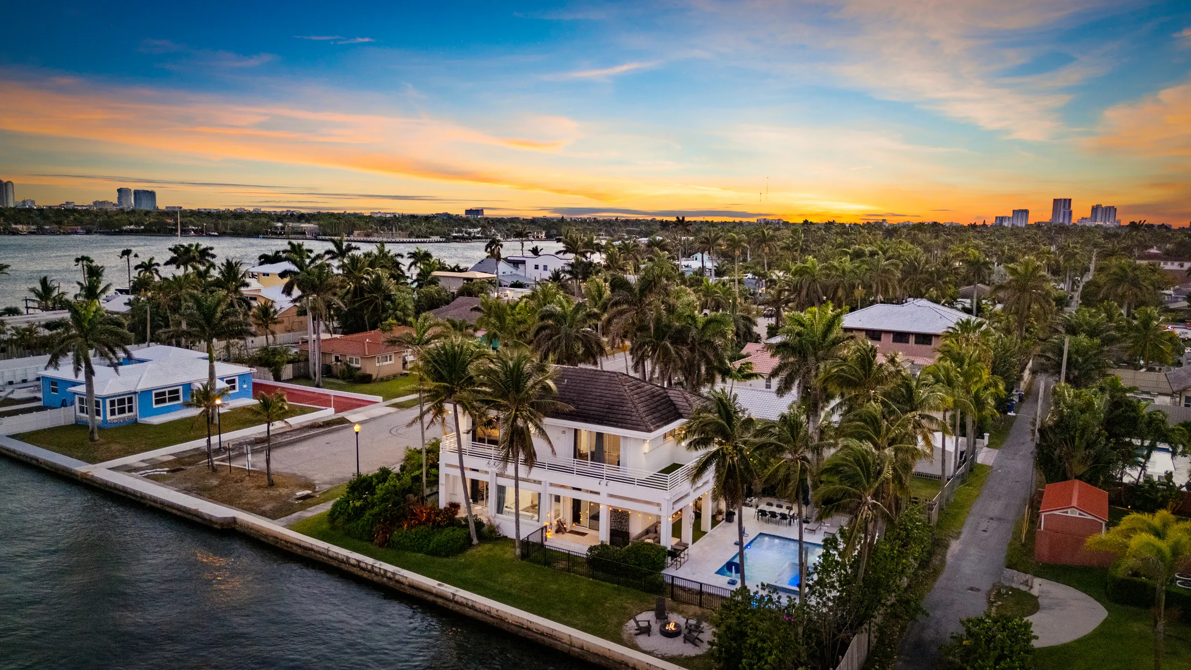 Wander Hollywood Beach #103