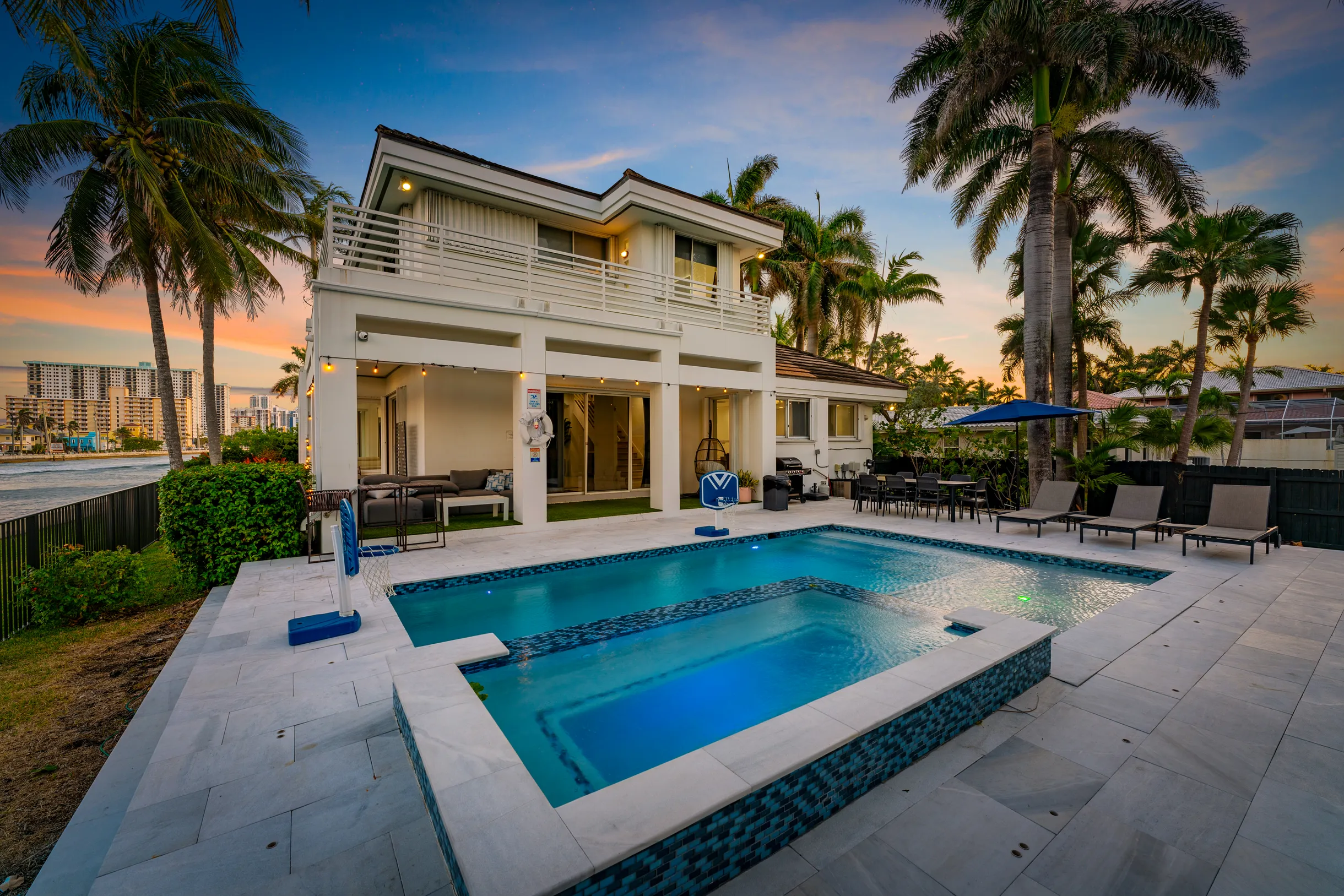 Wander Hollywood Beach #23