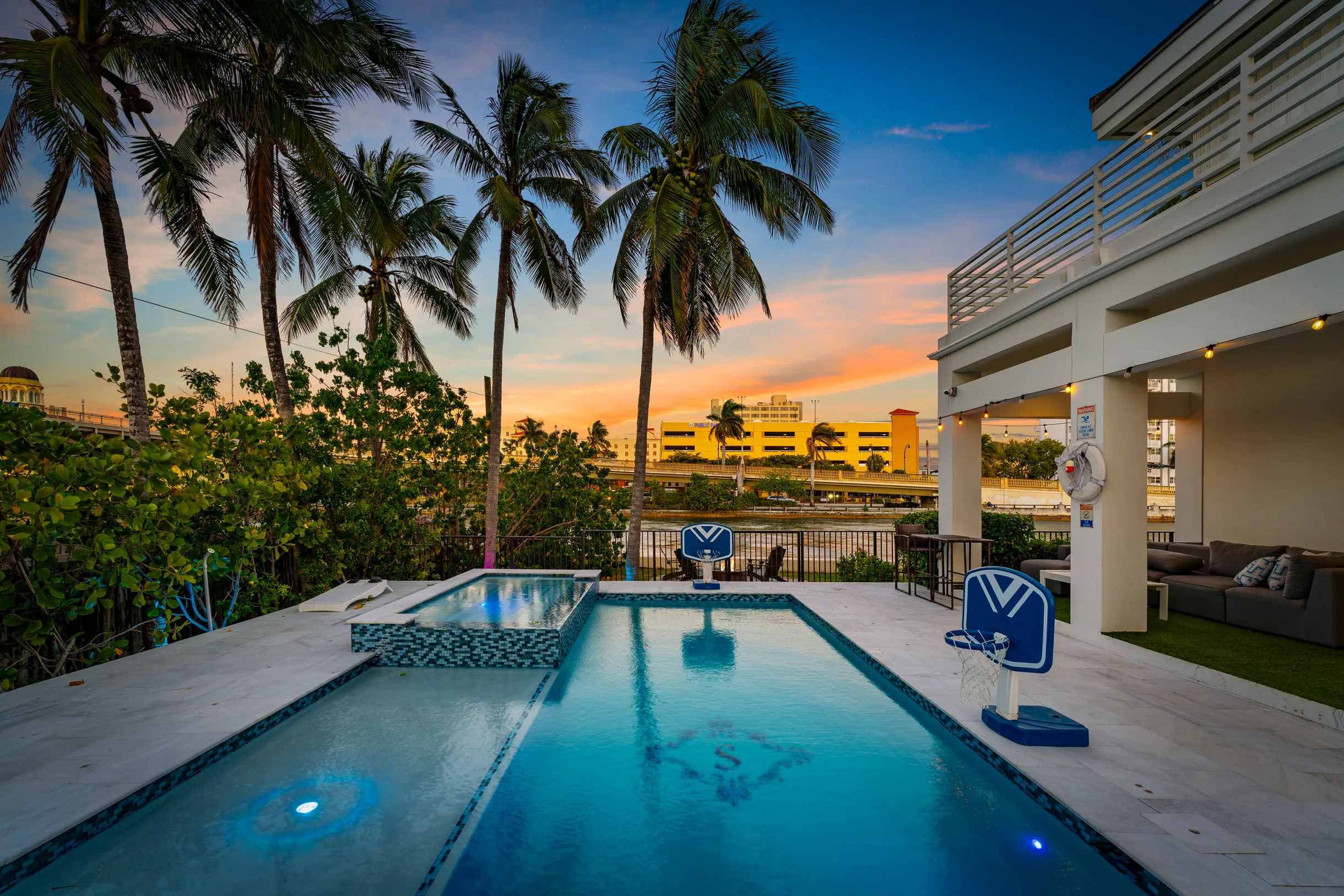 Wander Hollywood Beach #99