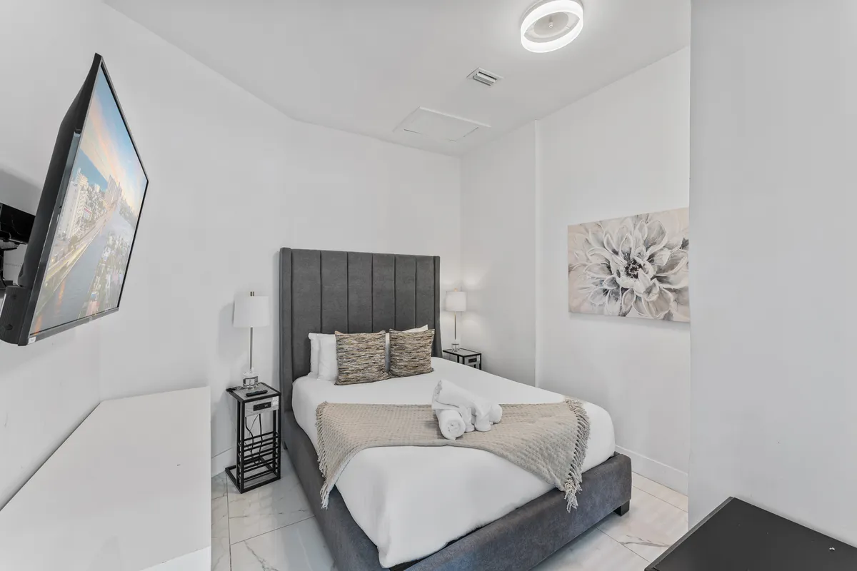 Bedroom 4 image