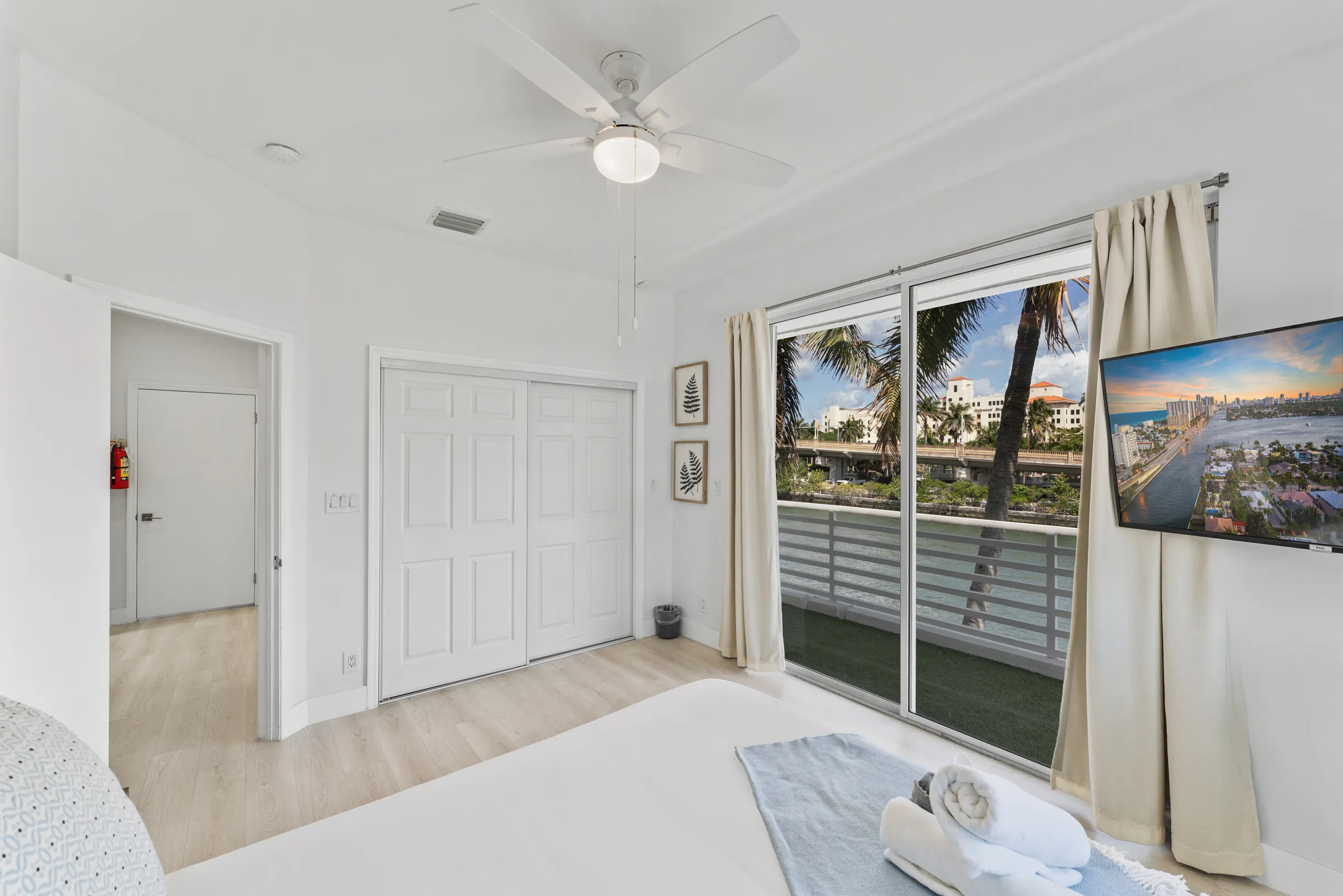 Wander Hollywood Beach #62