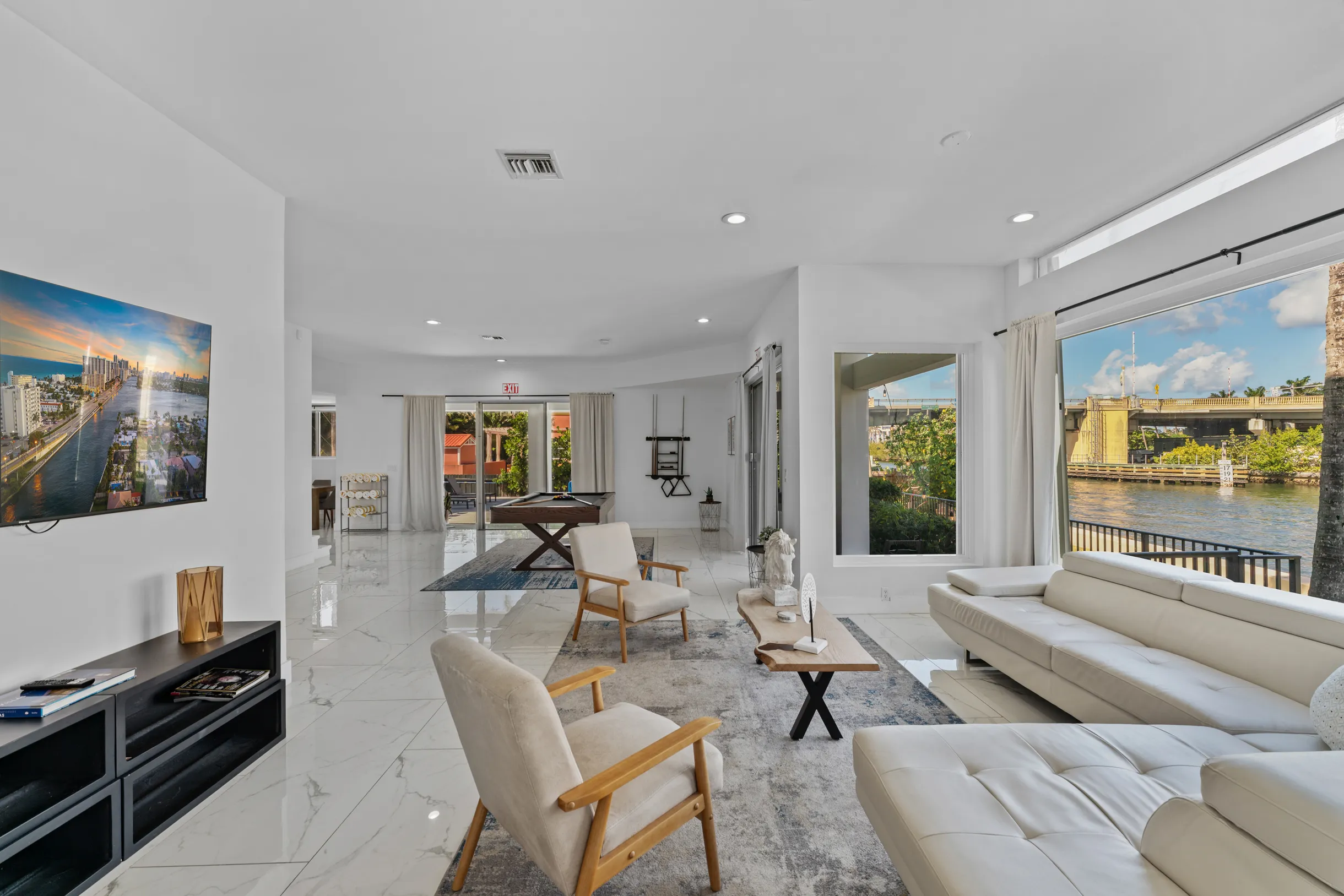 Wander Hollywood Beach #36