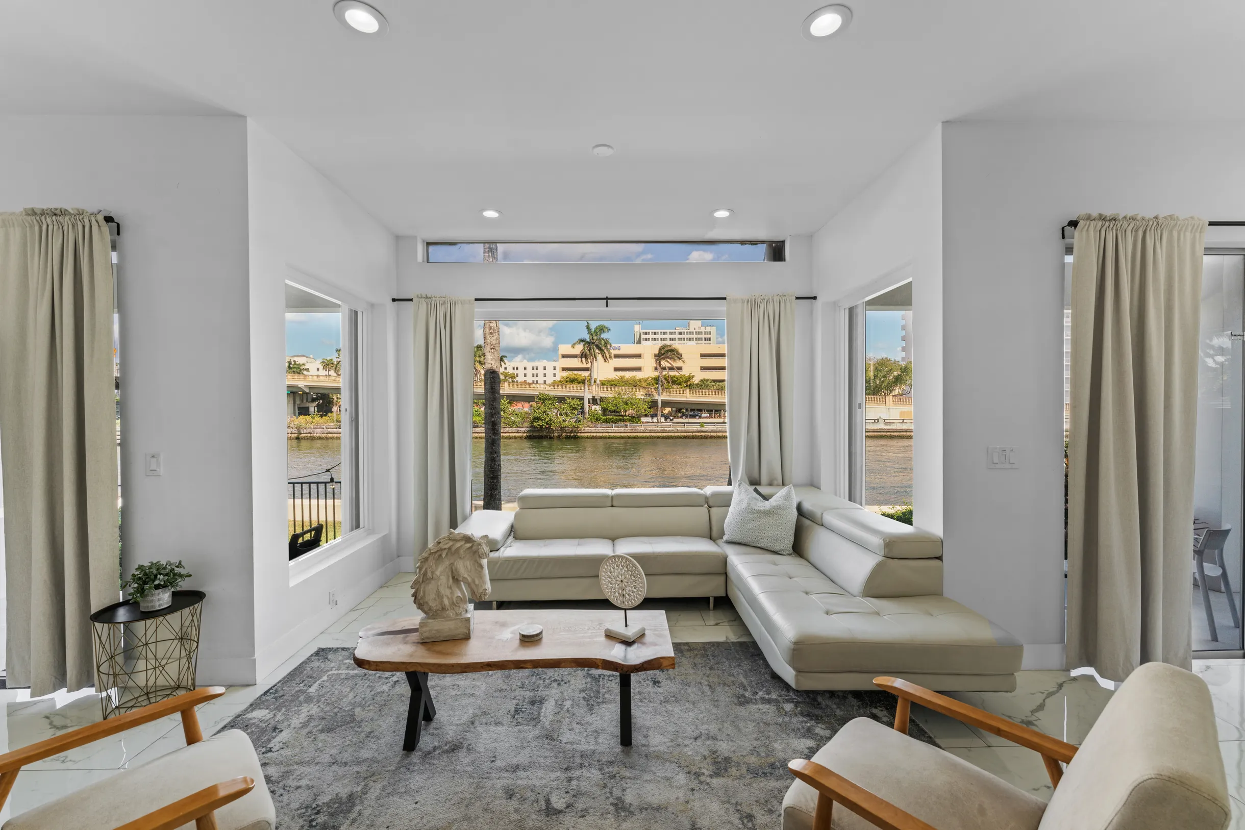 Wander Hollywood Beach #96