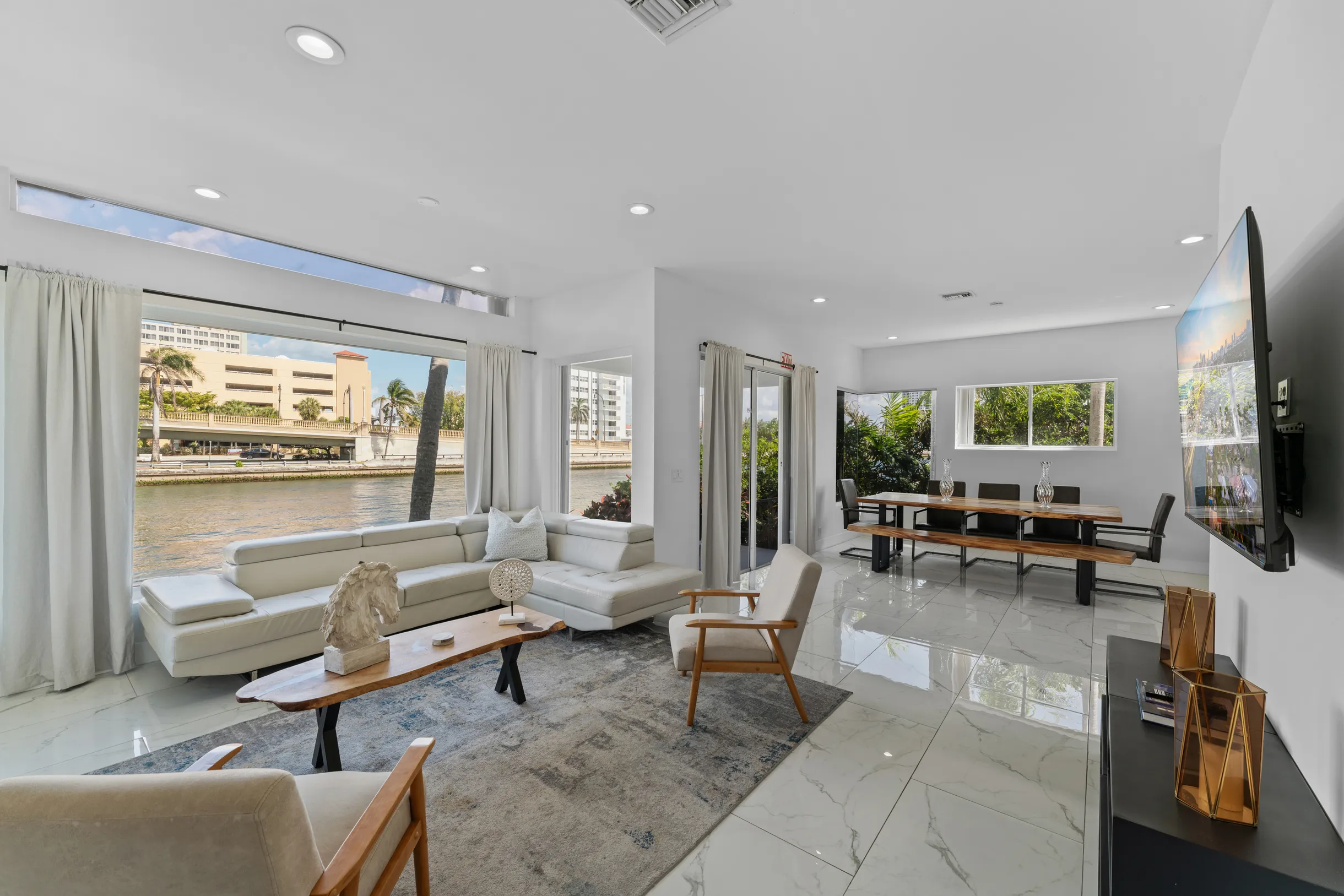 Wander Hollywood Beach #67