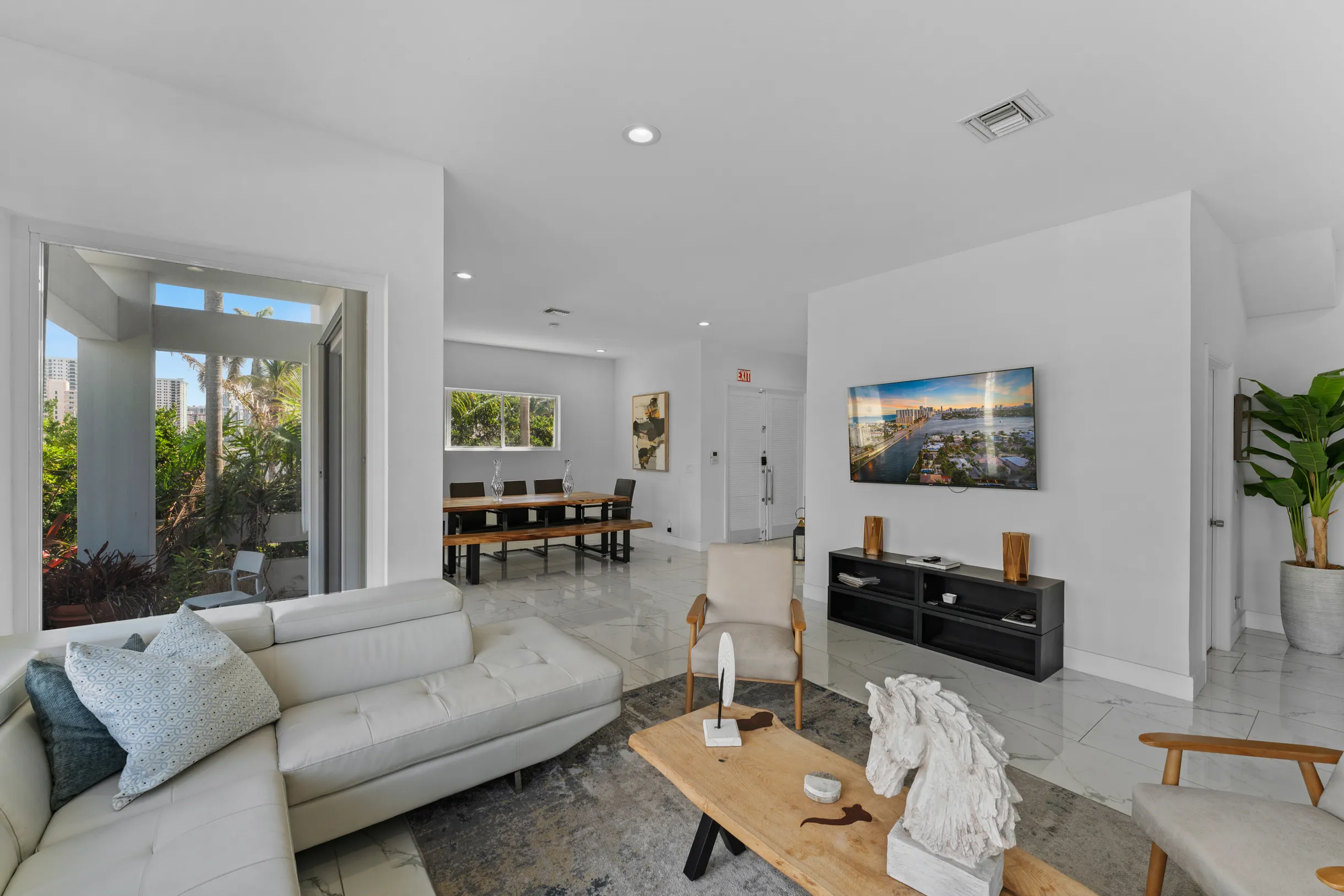 Wander Hollywood Beach #79