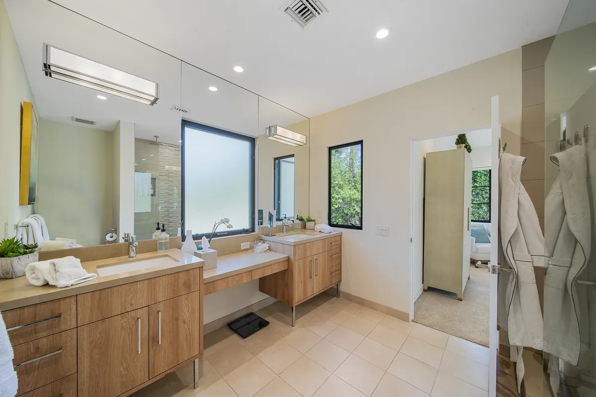 Wander Palm Springs Buena Vista