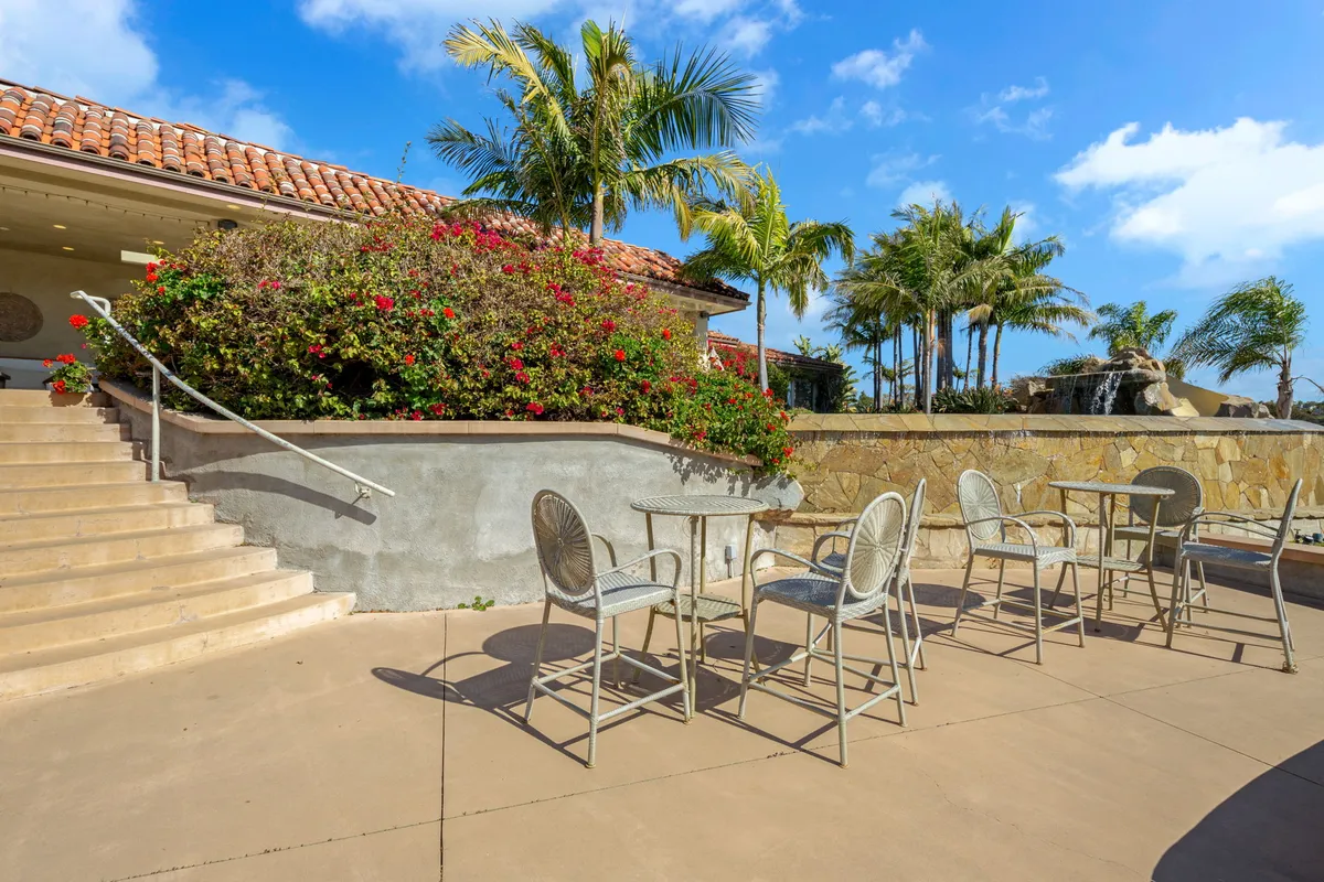 Wander Del Mar Mesa #105