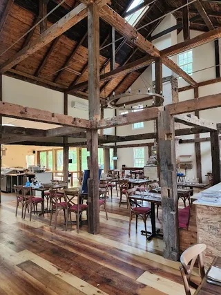 Heirloom Lodge
