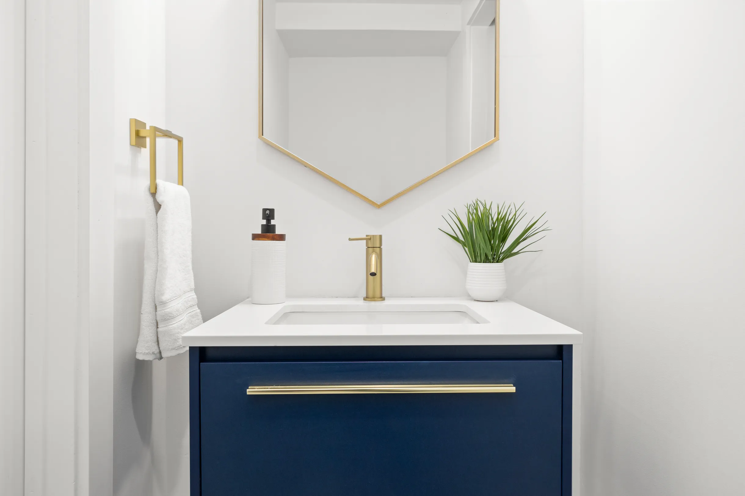 Wander Hillsdale Valley #4