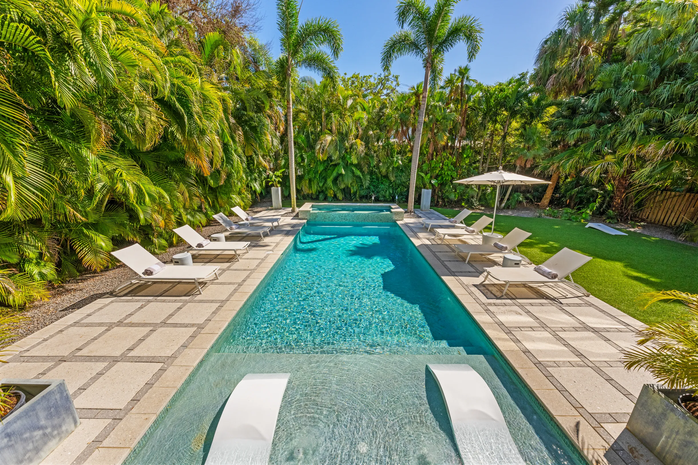 Wander Tampa Bay #127