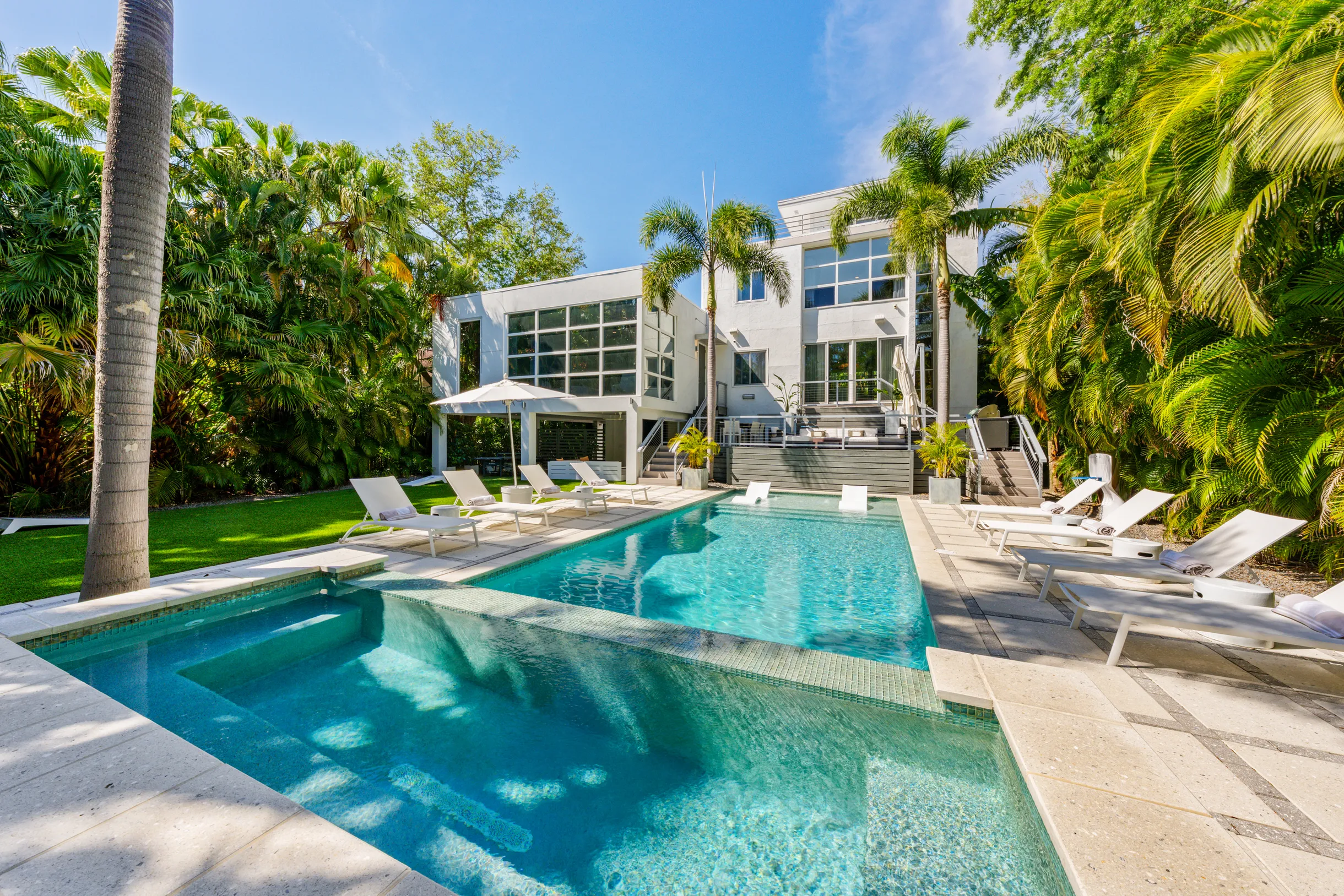 Wander Tampa Bay #132