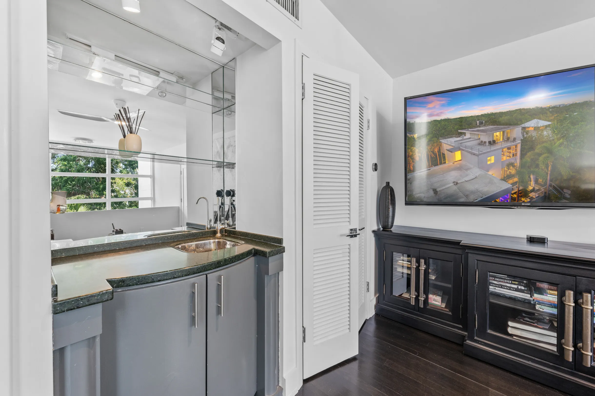 Wander Tampa Bay #83