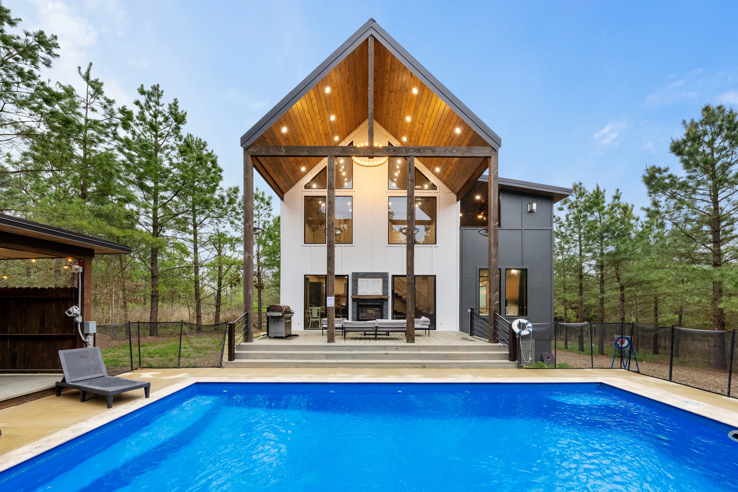 Wander Broken Bow Forest #93