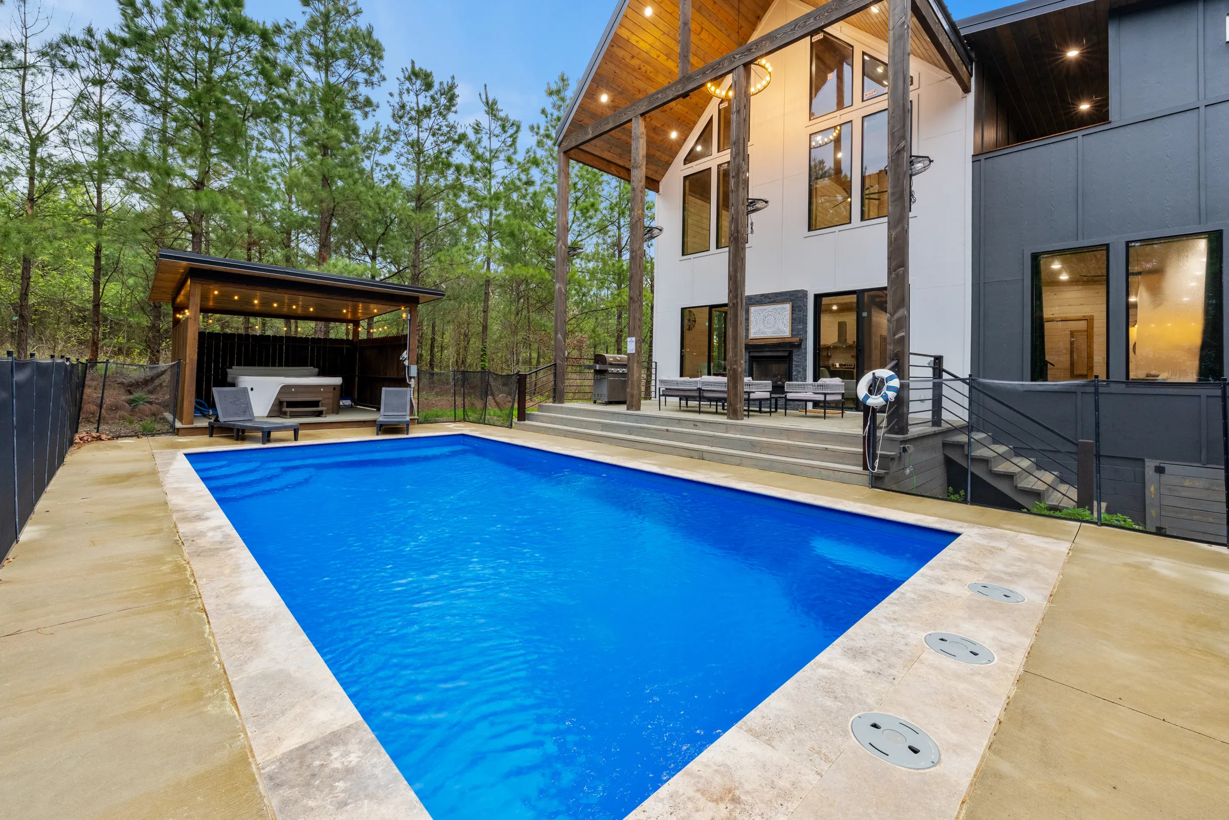 Wander Broken Bow Forest #115