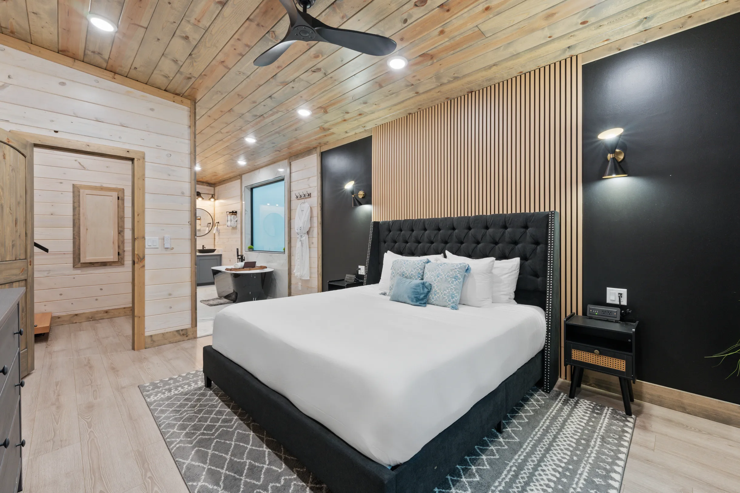 Wander Broken Bow Forest #77