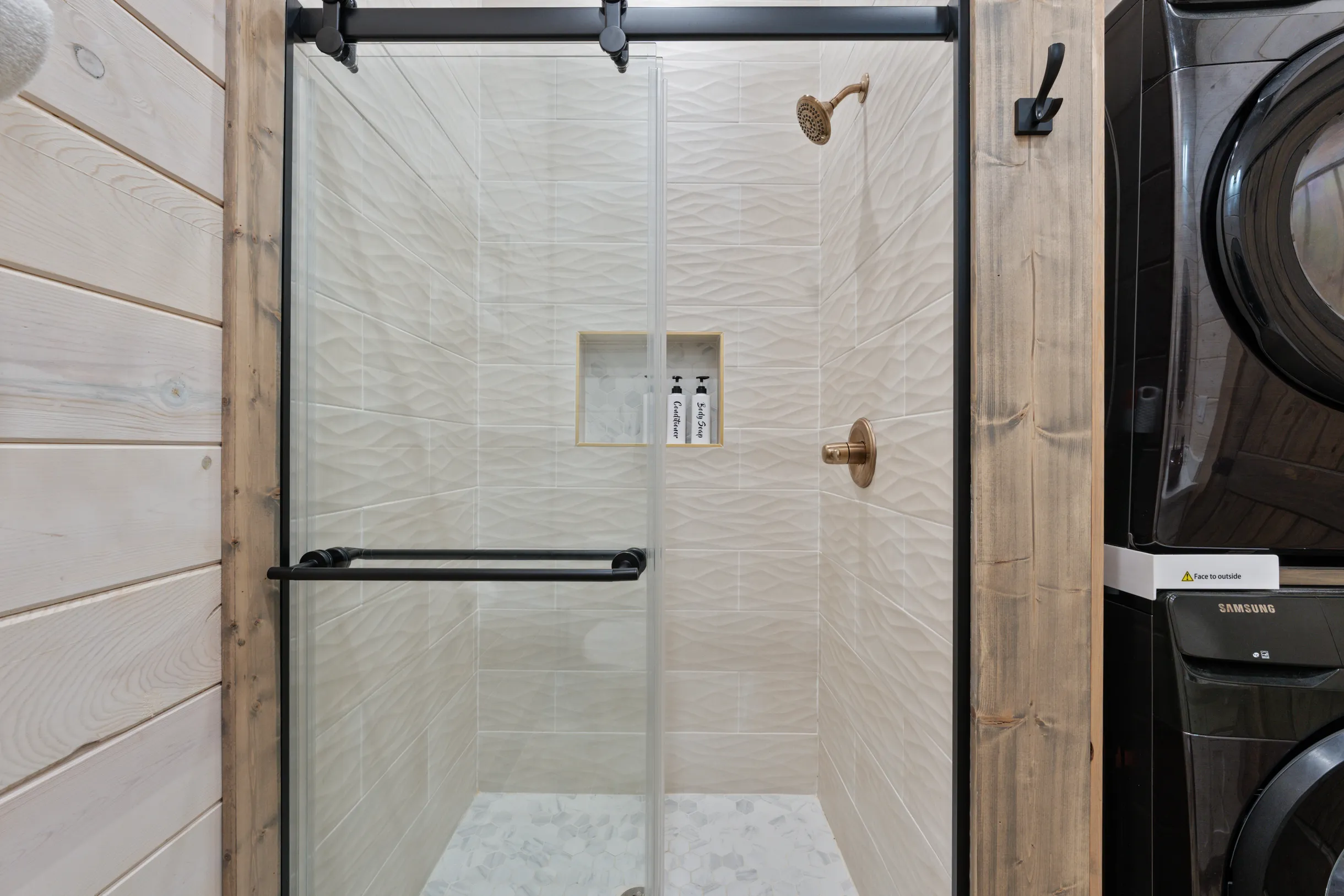 Wander Broken Bow Forest #34