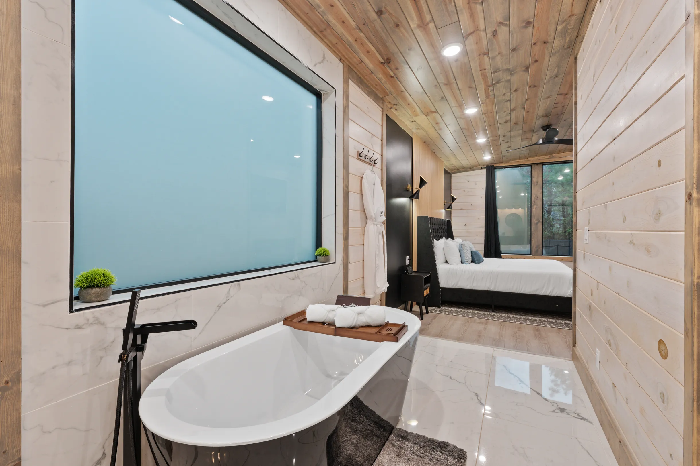 Wander Broken Bow Forest #36