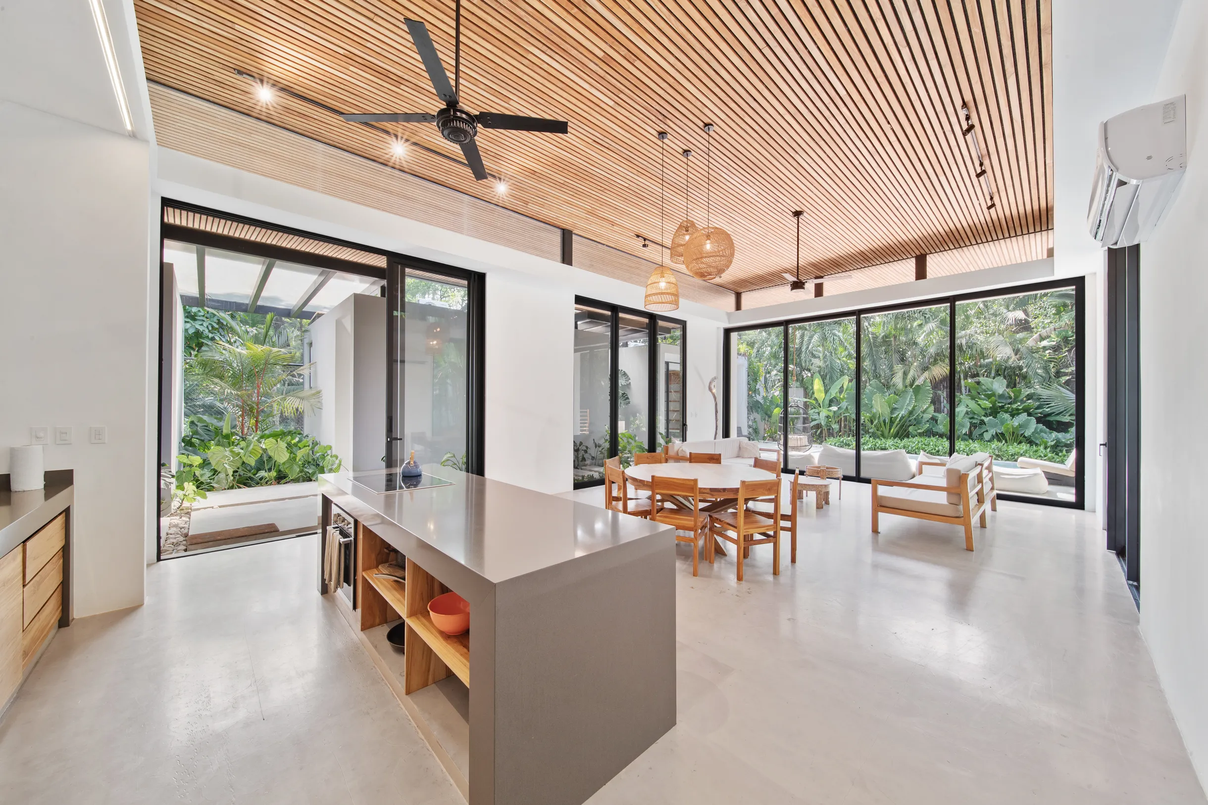 Wander Santa Teresa #96