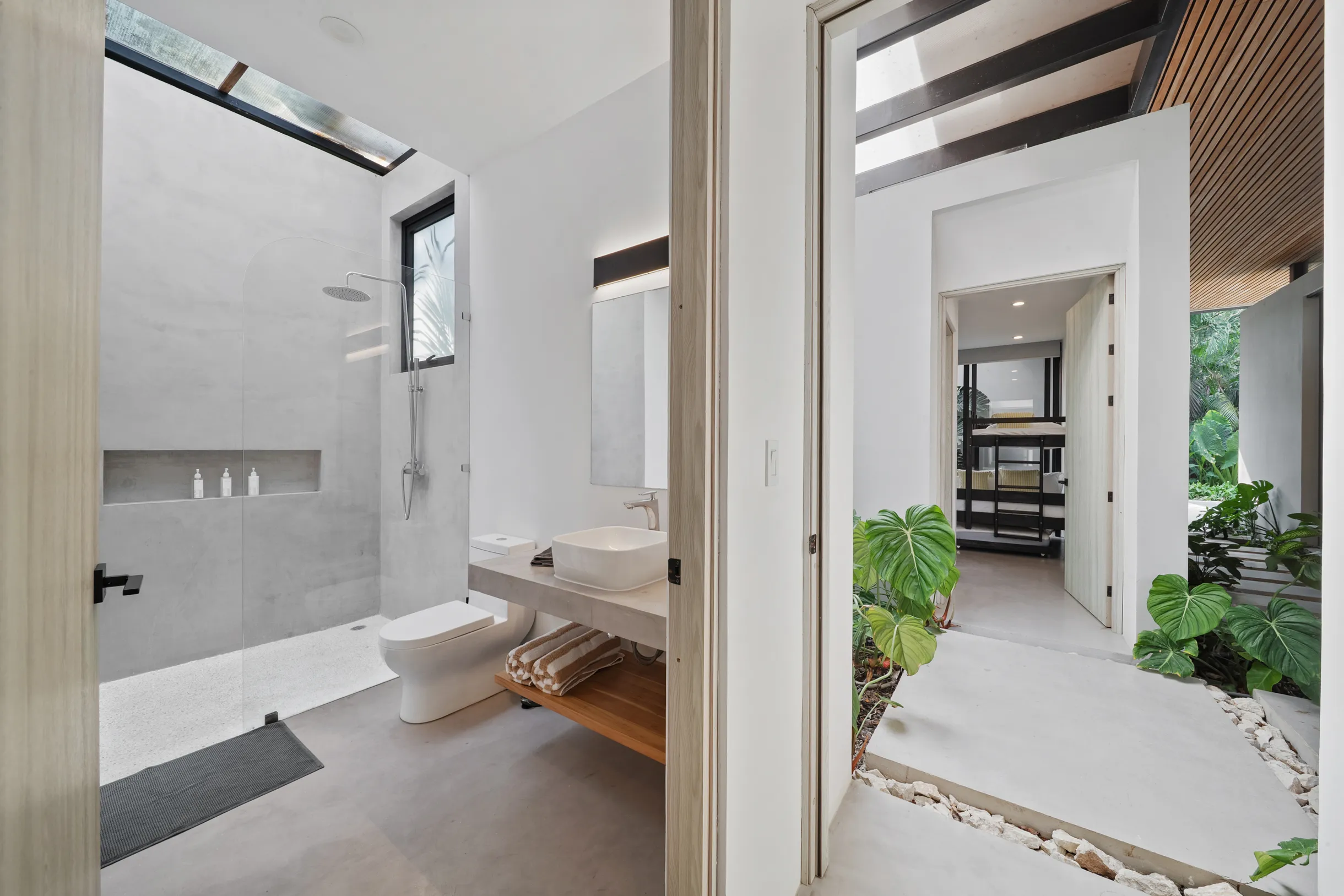 Wander Santa Teresa #103