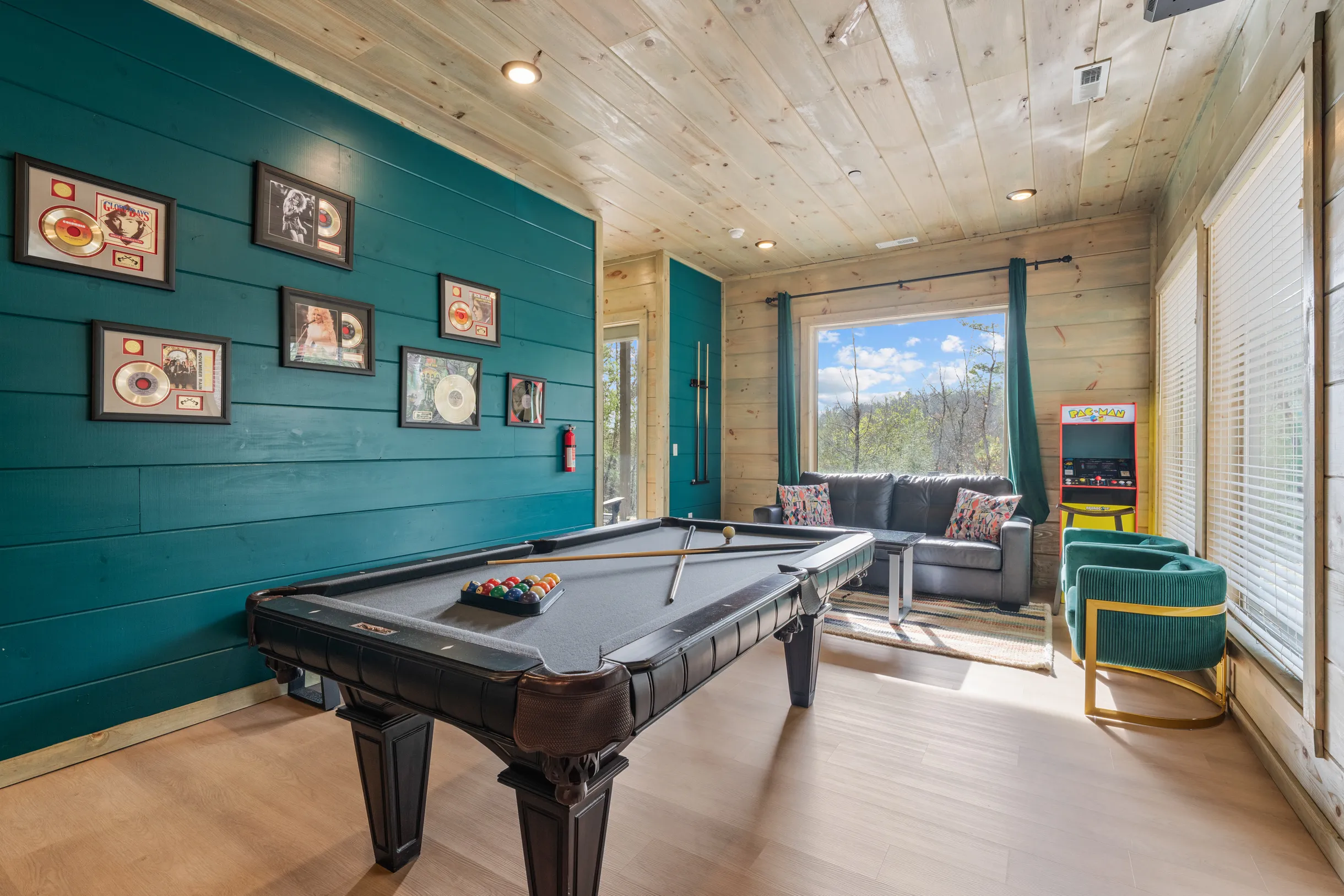 Wander Sevierville Haven #105