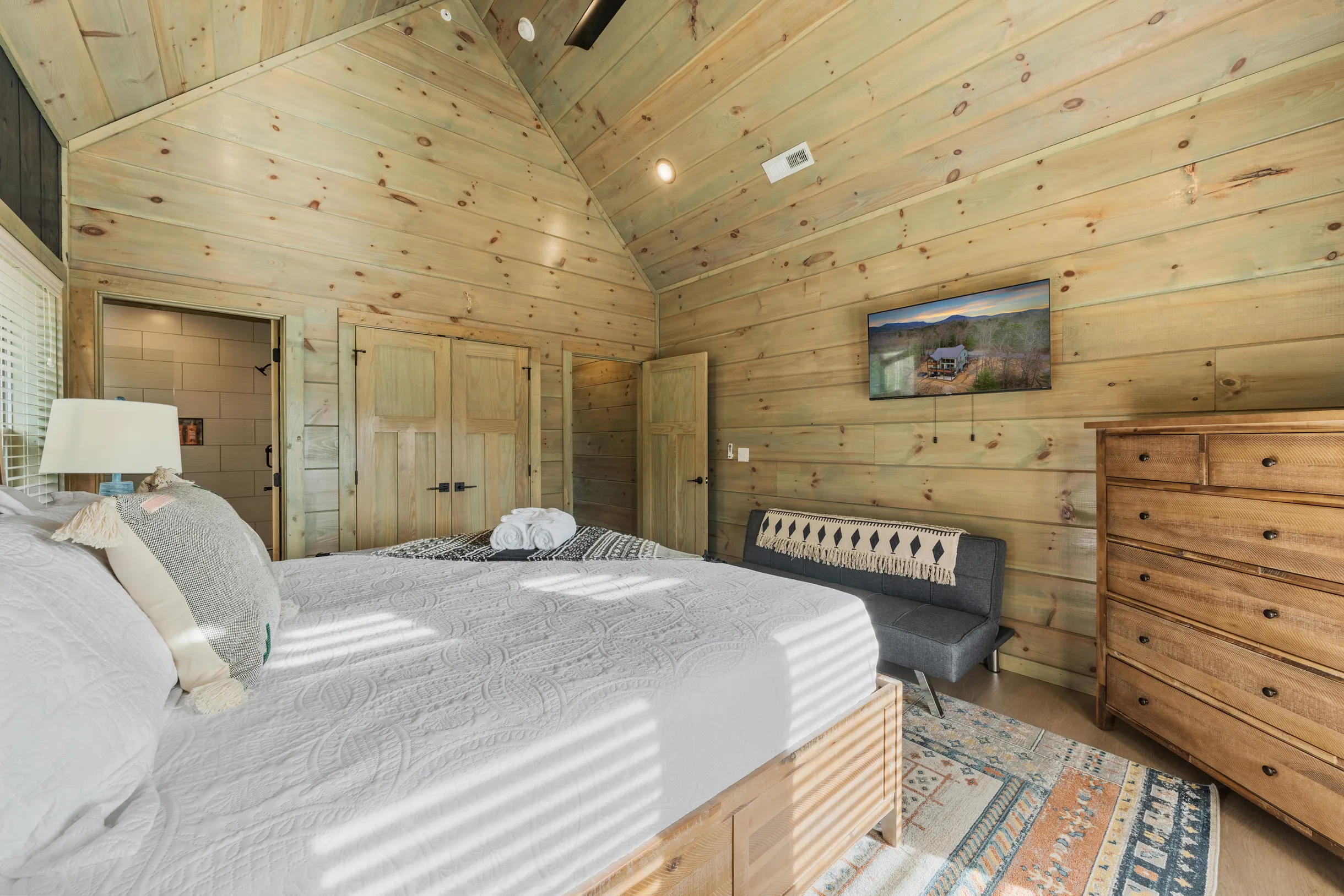 Wander Sevierville Haven #100