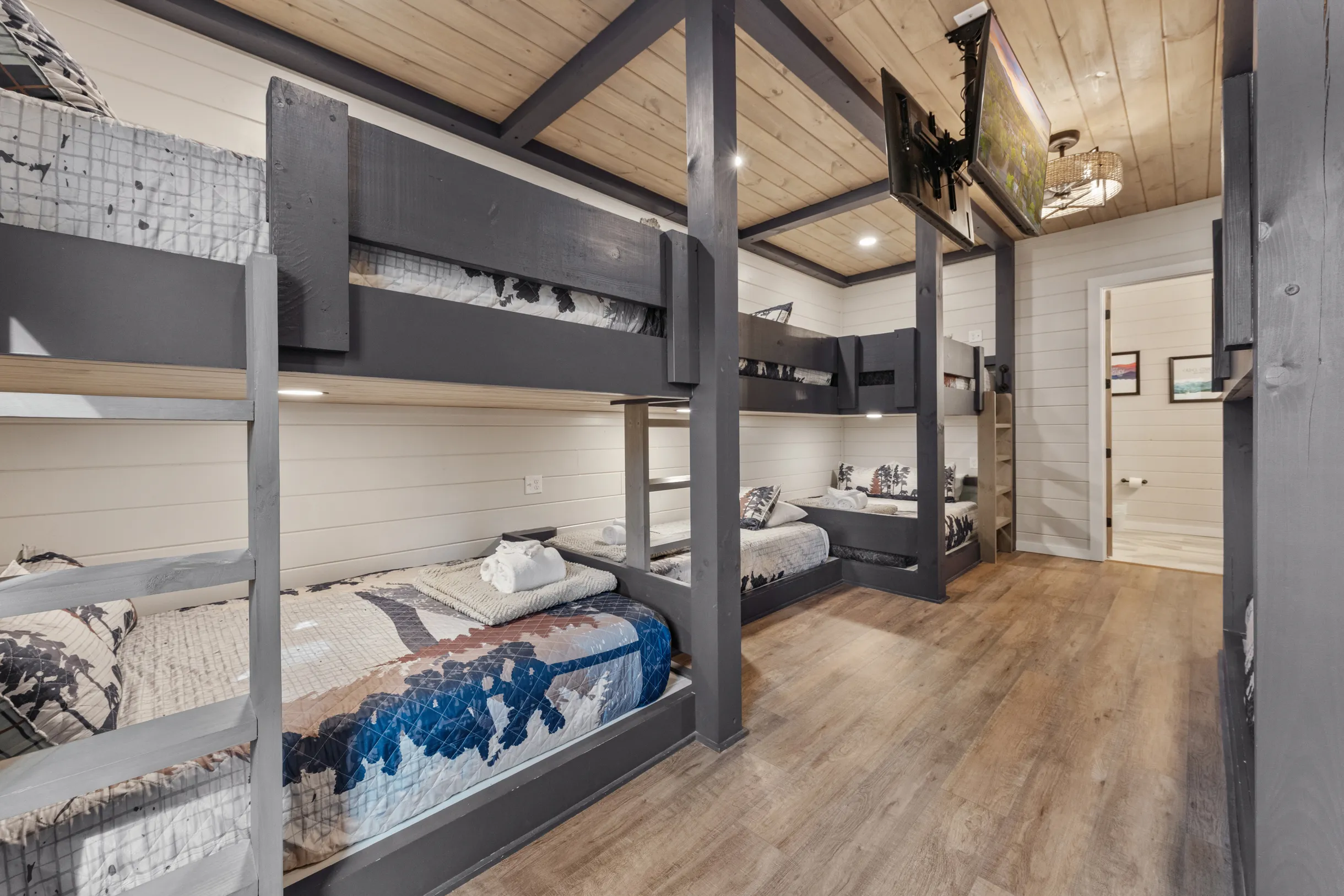 Wander Pigeon Stone #163