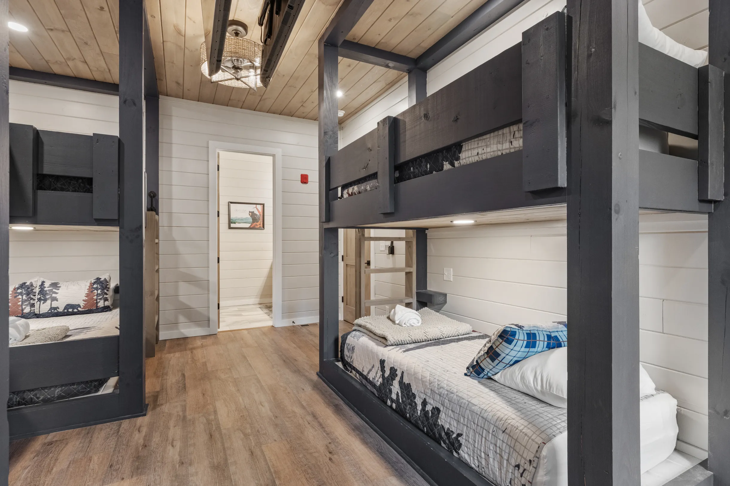 Wander Pigeon Stone #191