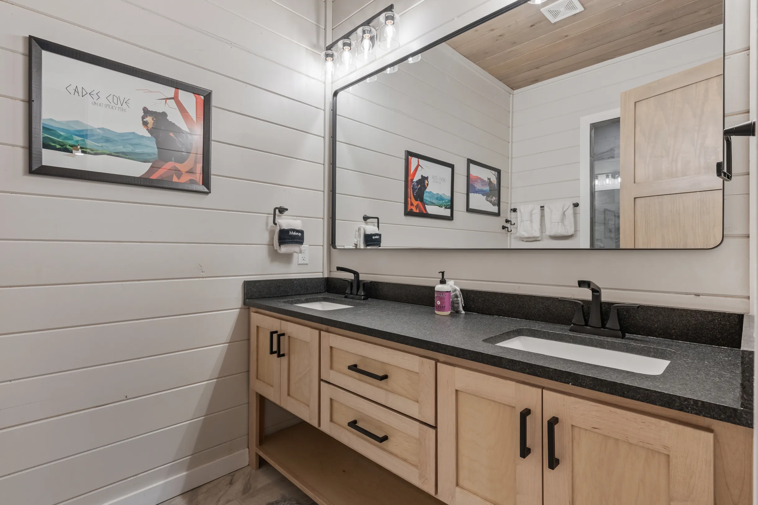 Wander Pigeon Stone #54