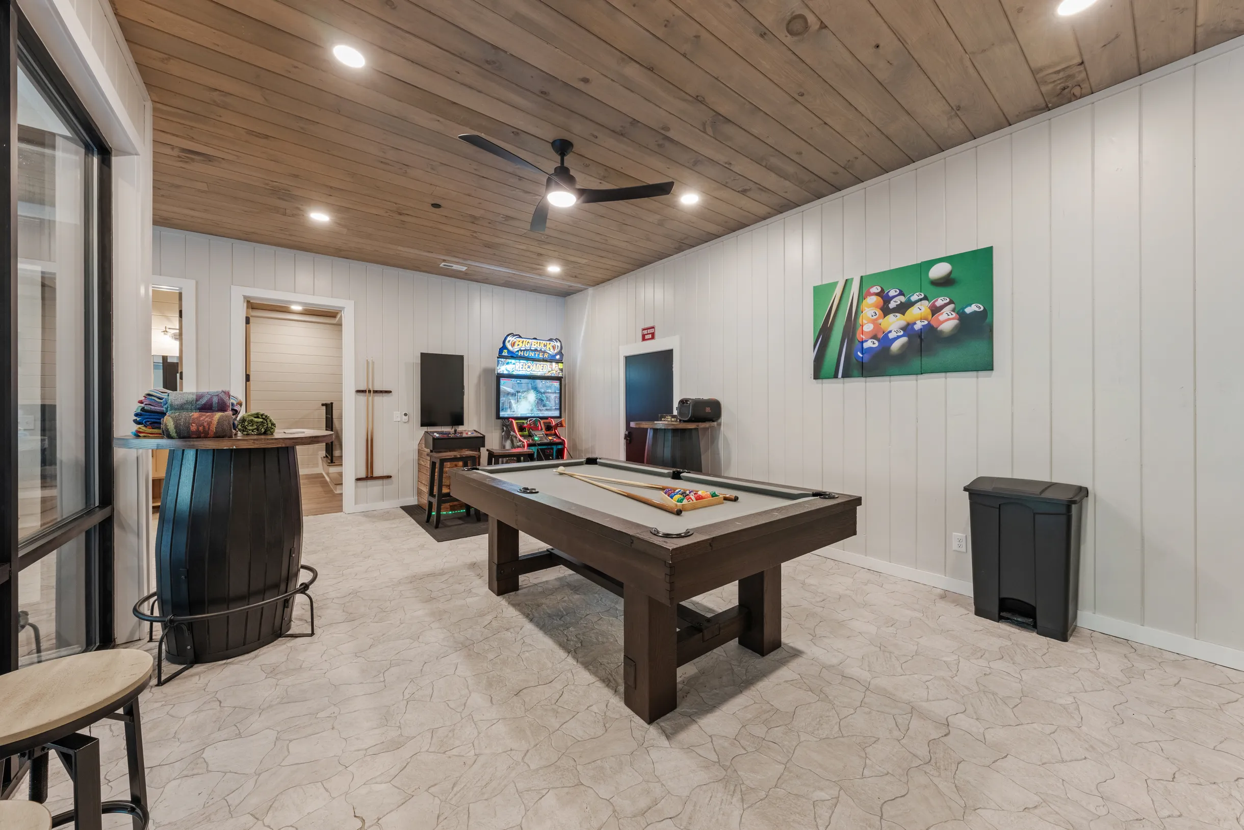 Wander Pigeon Stone #215