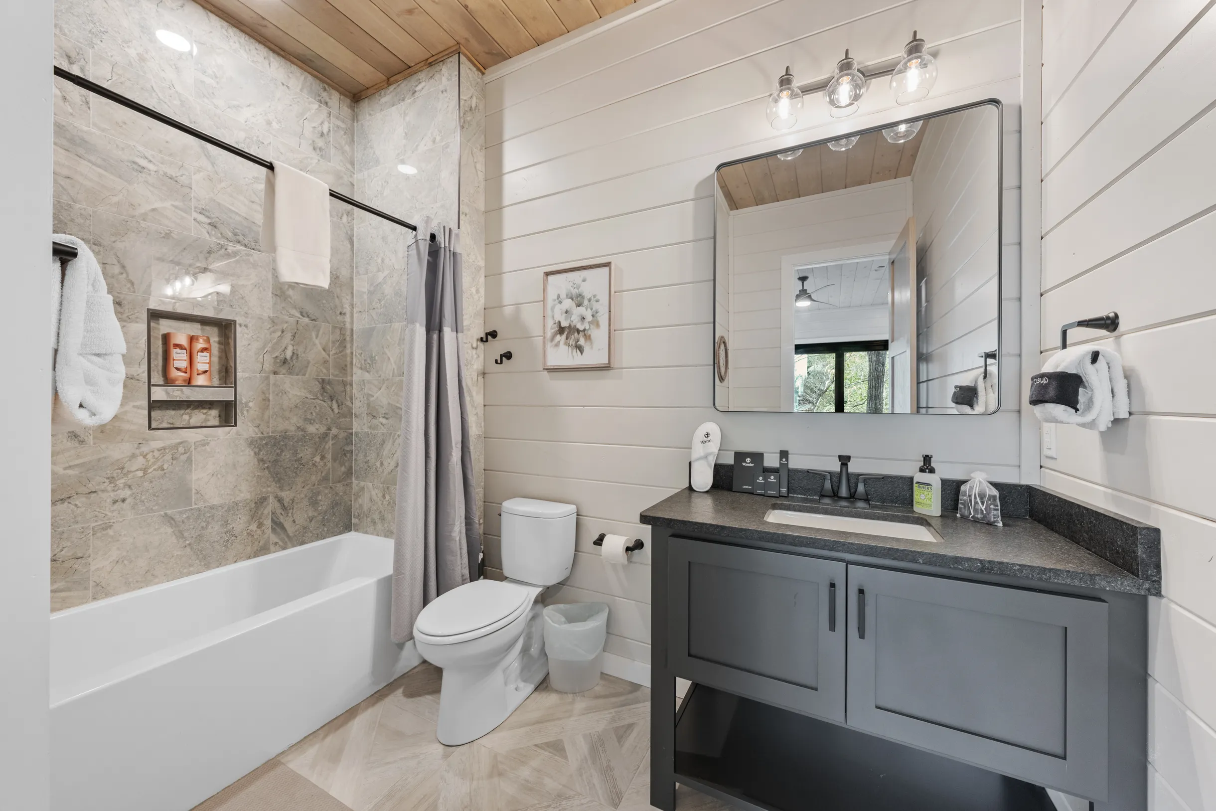 Wander Pigeon Stone #101