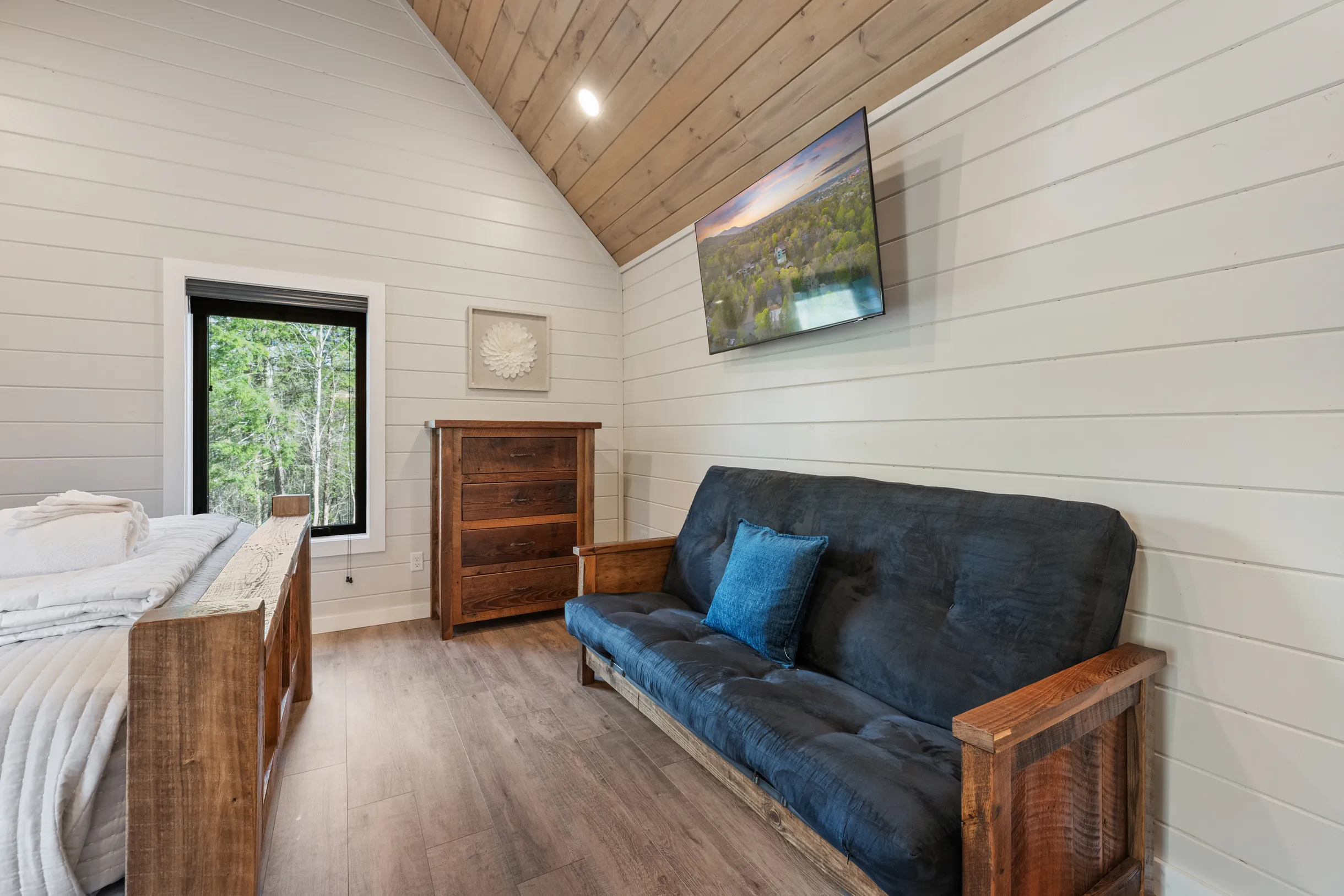 Wander Pigeon Stone #144