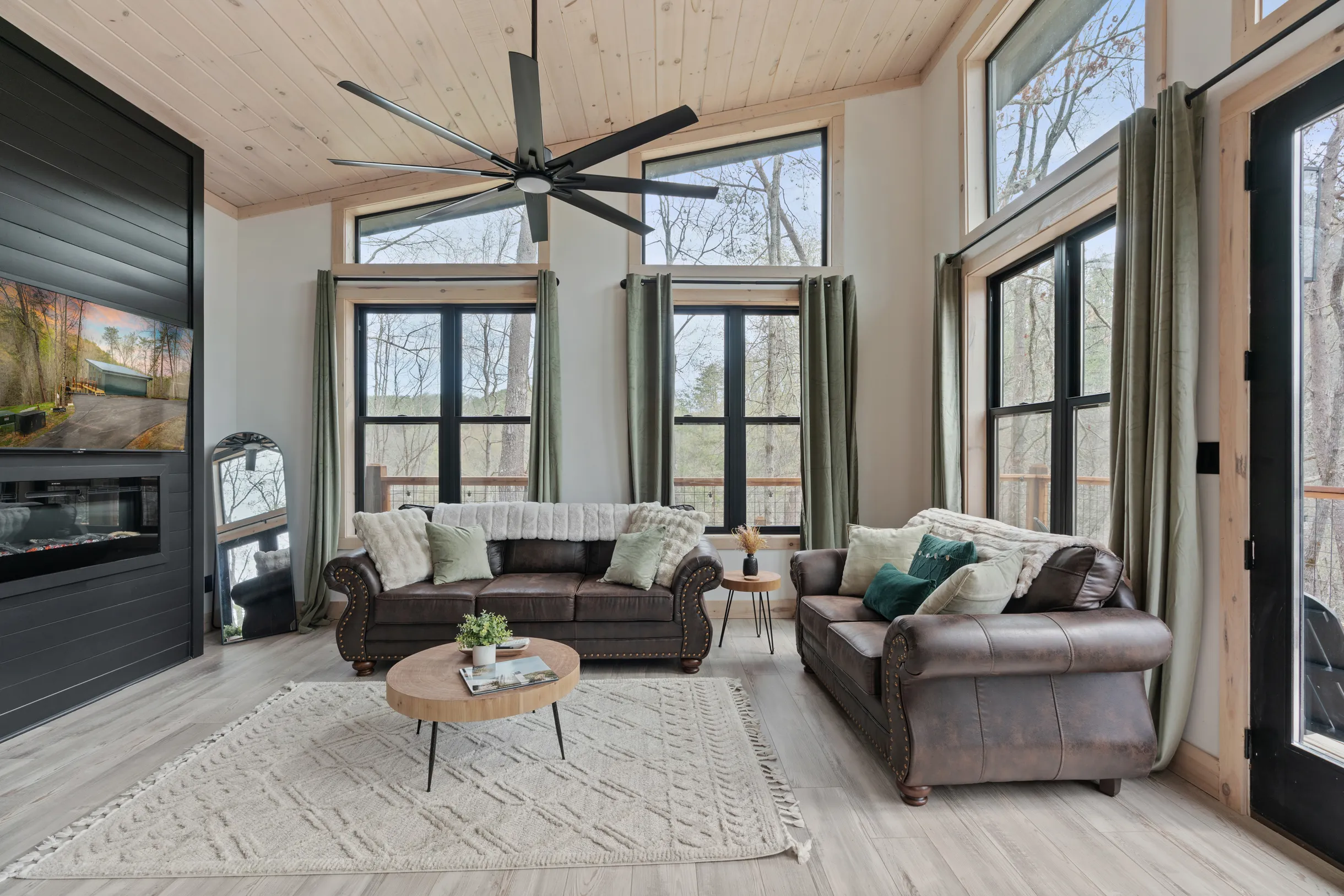 Wander Sevierville Creek #40