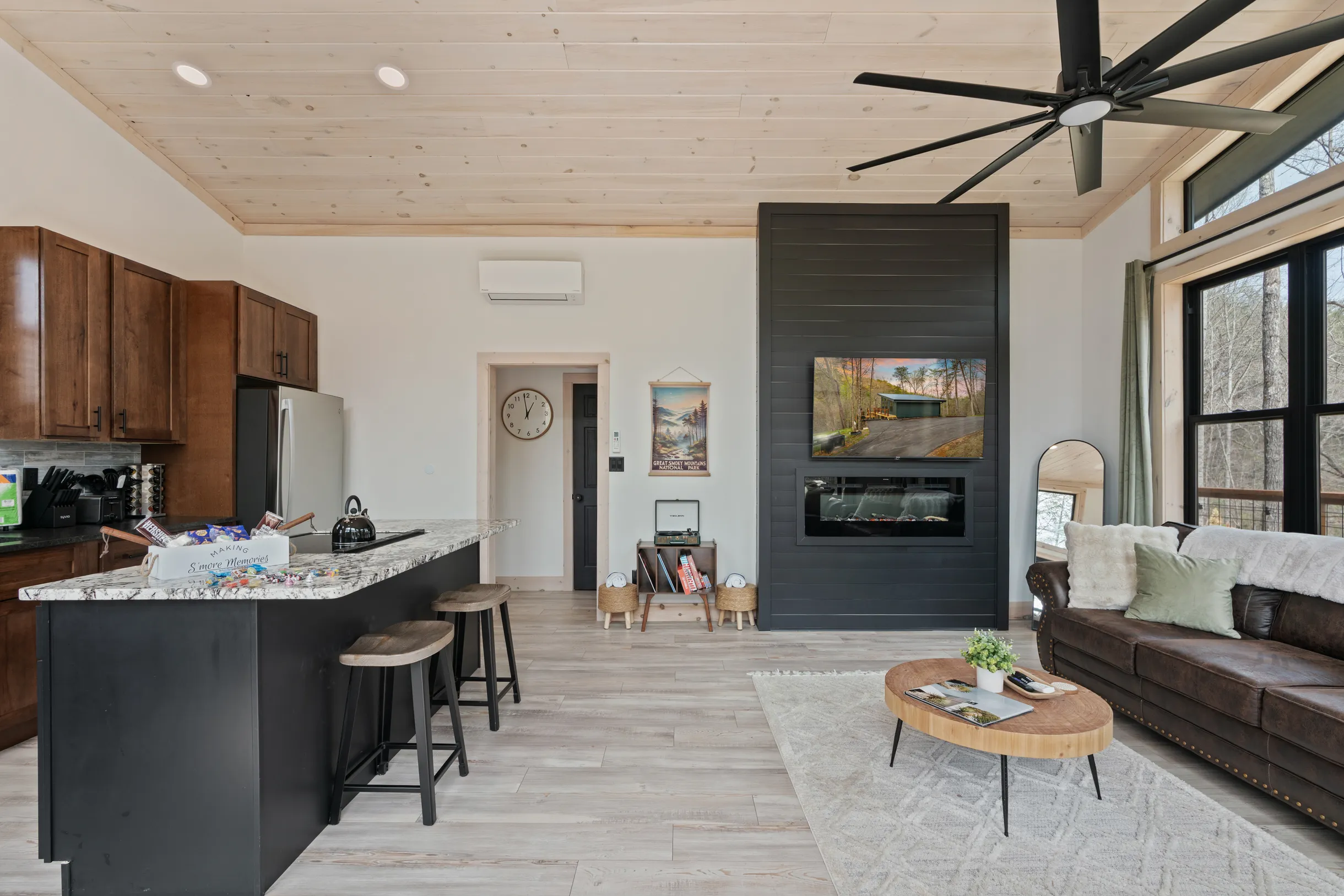 Wander Sevierville Creek #44