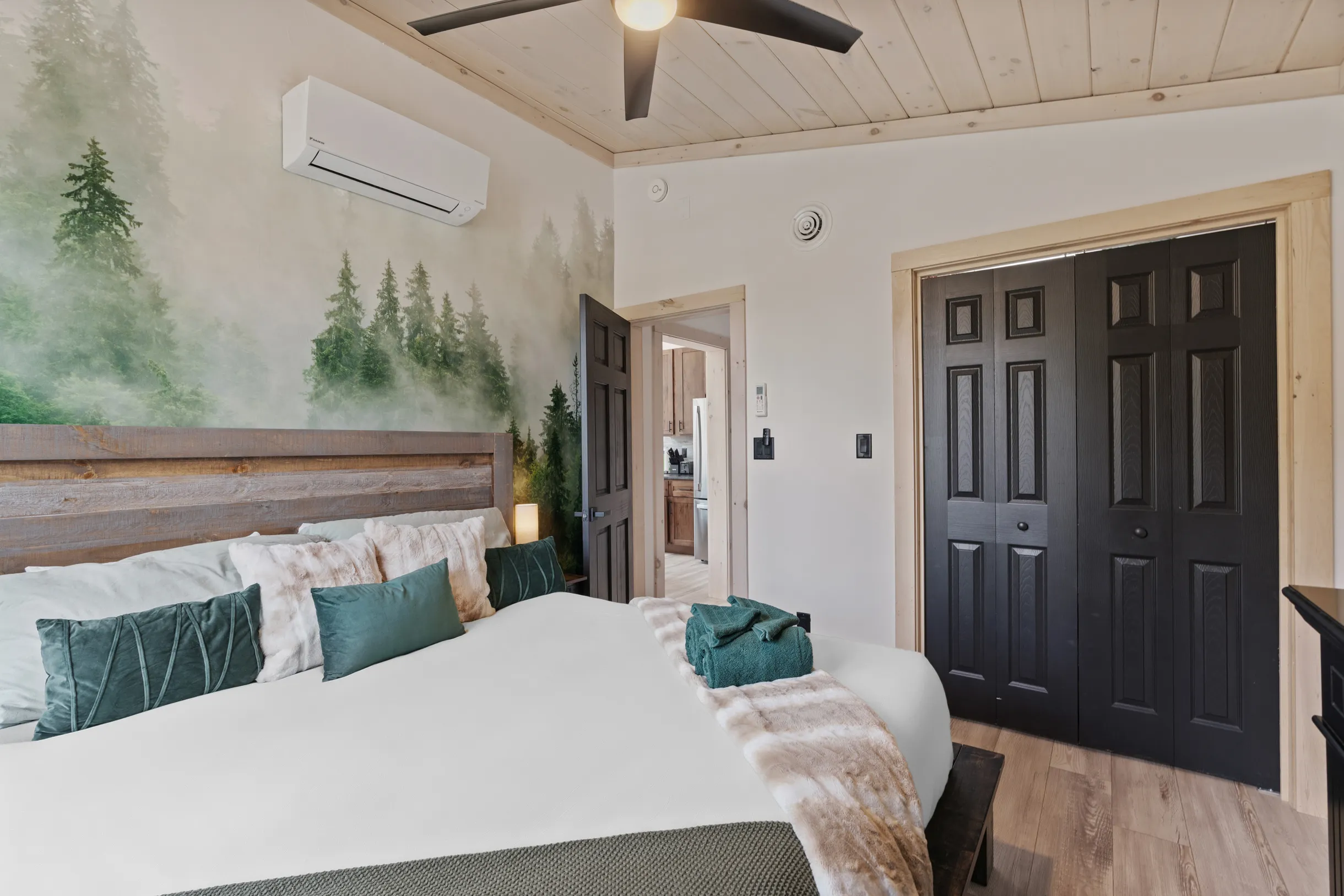 Wander Sevierville Creek #31