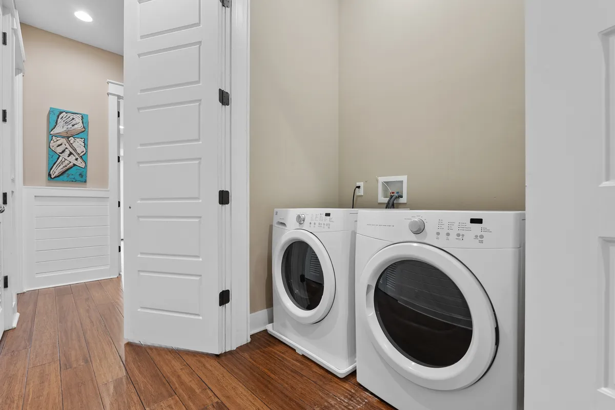 Wander Santa Rosa Shores