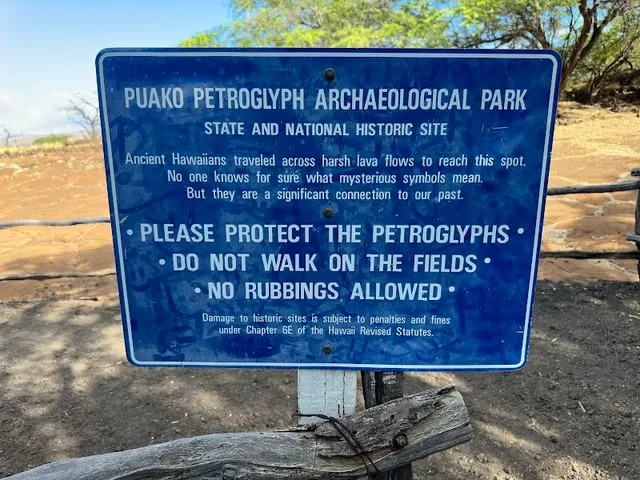 Puakō Petroglyph Park