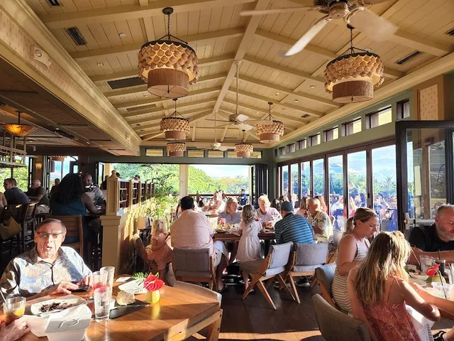 Tommy Bahama Restaurant, Bar & Store