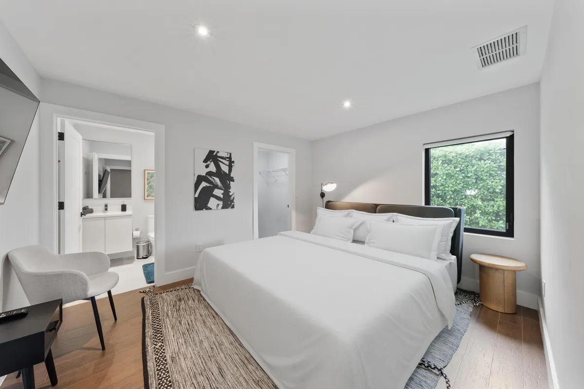Bedroom 4 image