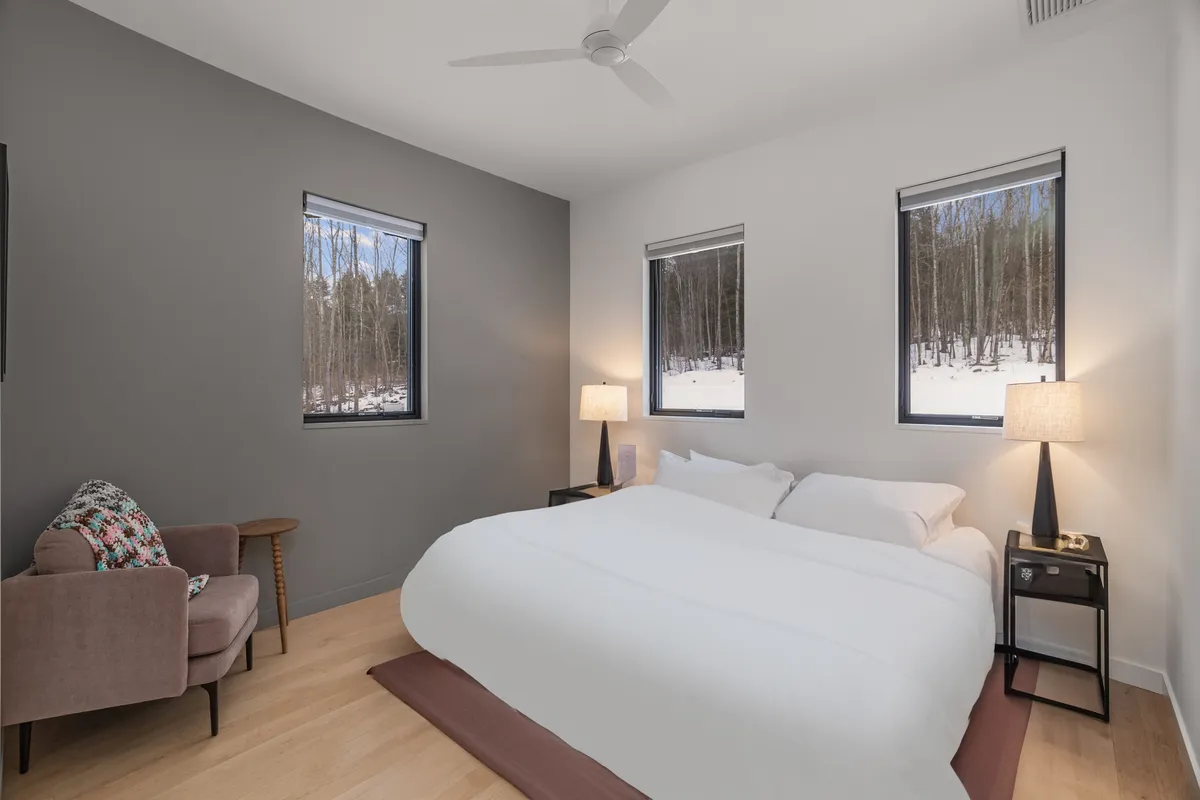 Bedroom 3 image
