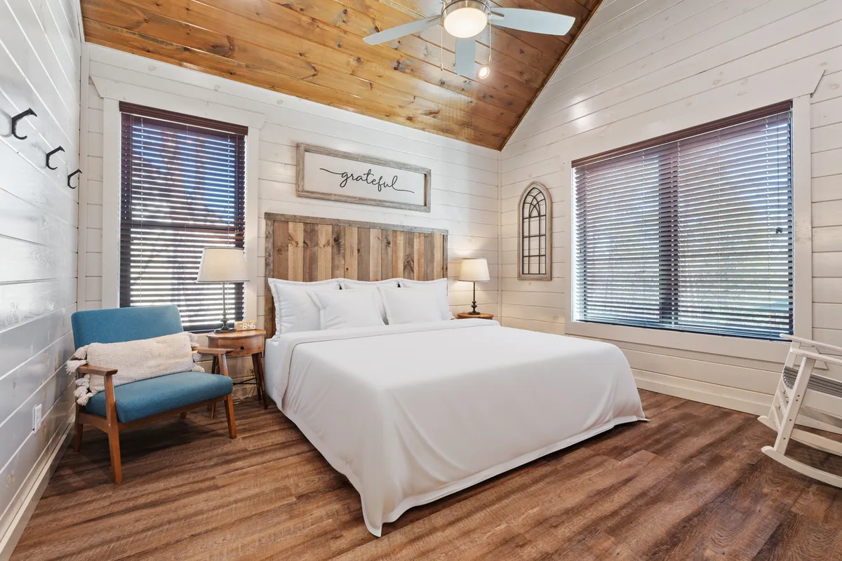 Bedroom 3 image