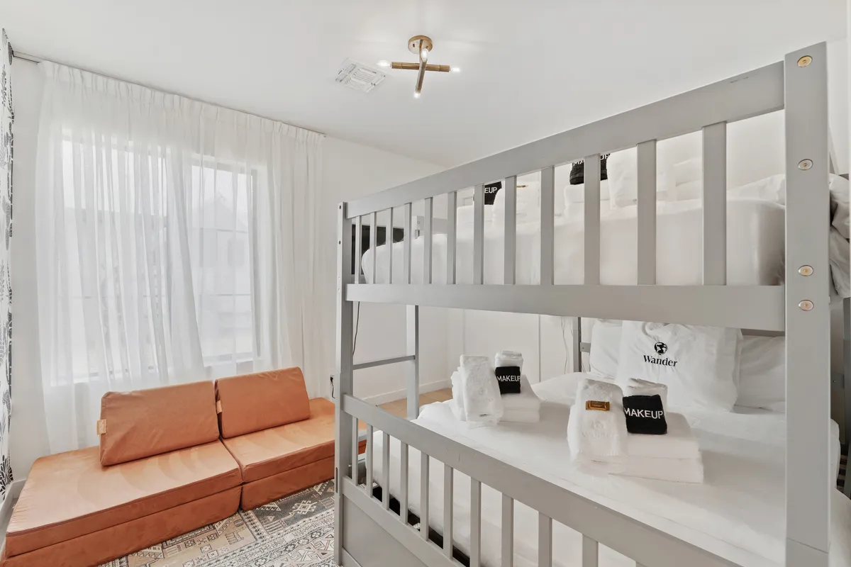 Bedroom 3 image