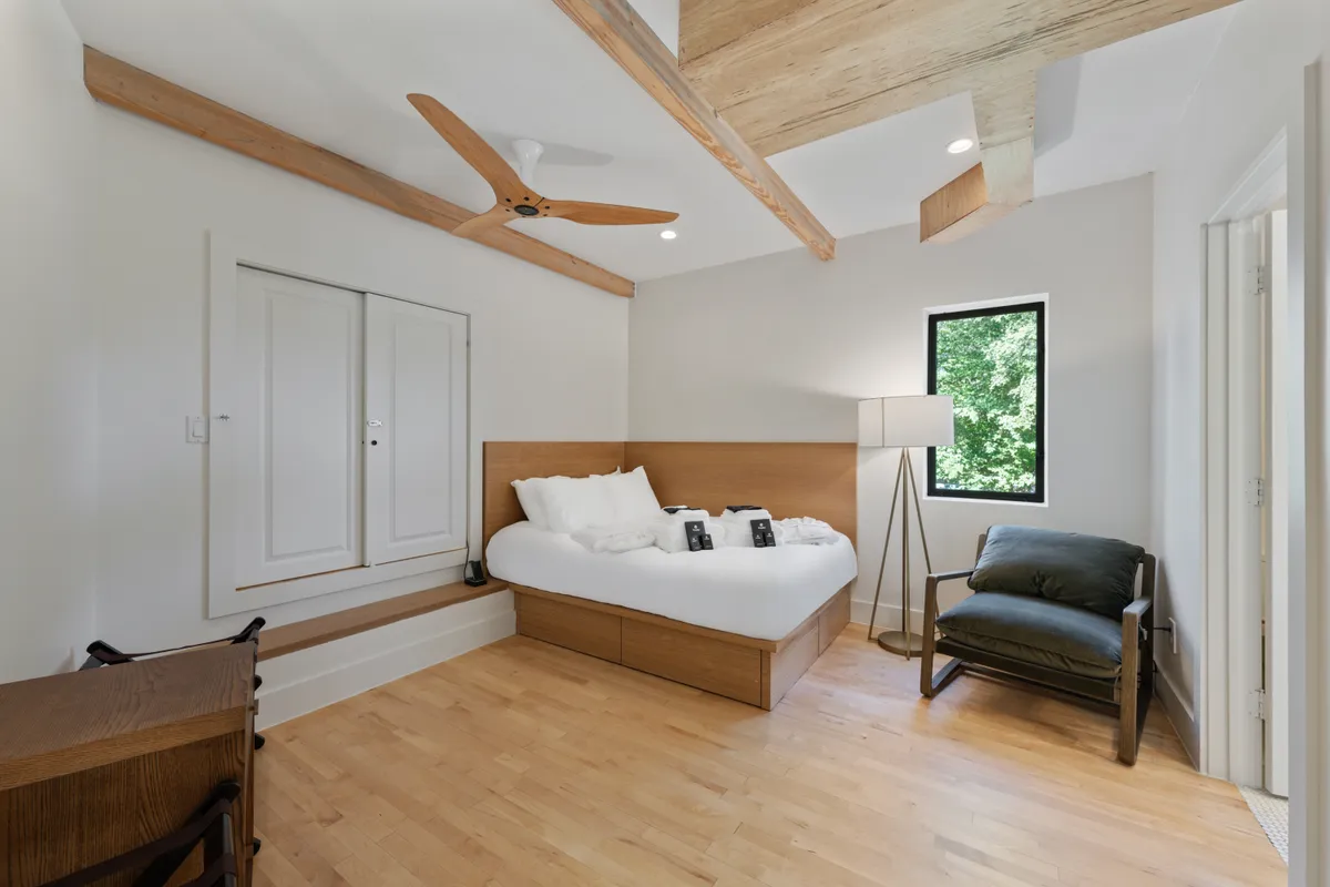 Bedroom 3 image