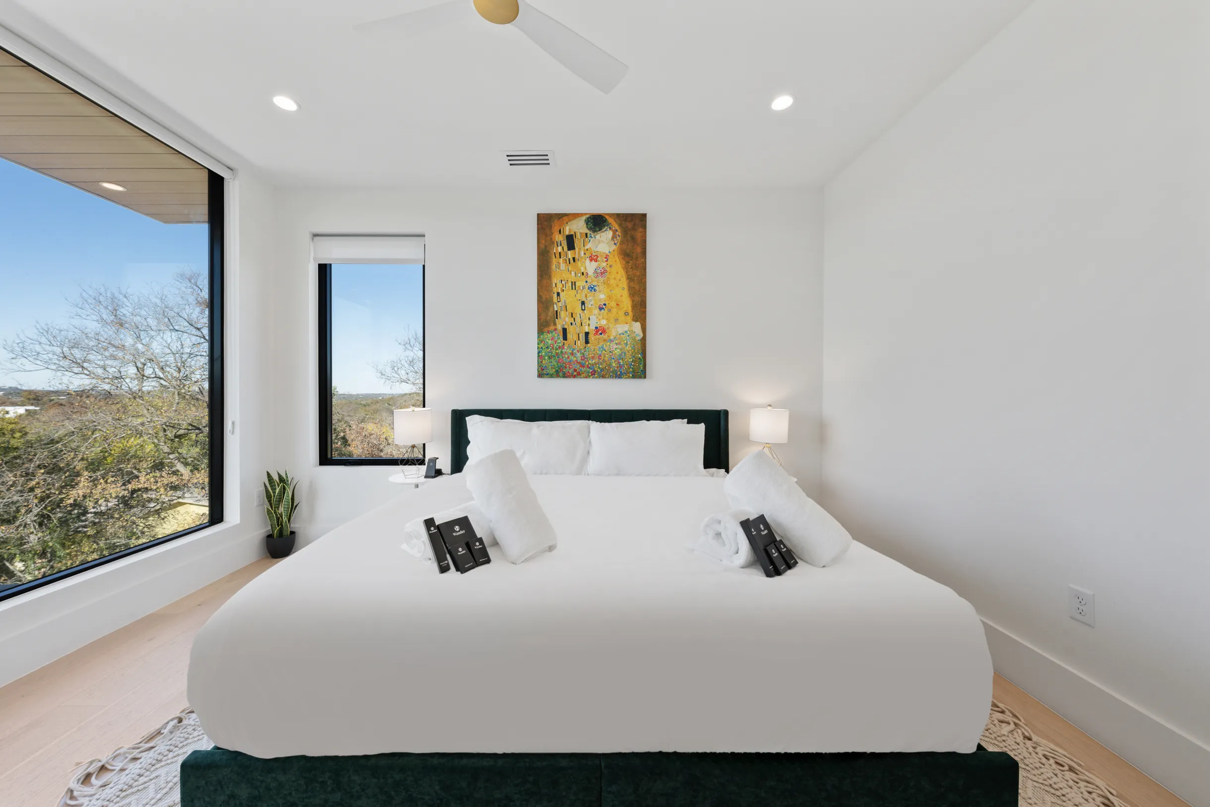 Wander Austin Oakhaven #41