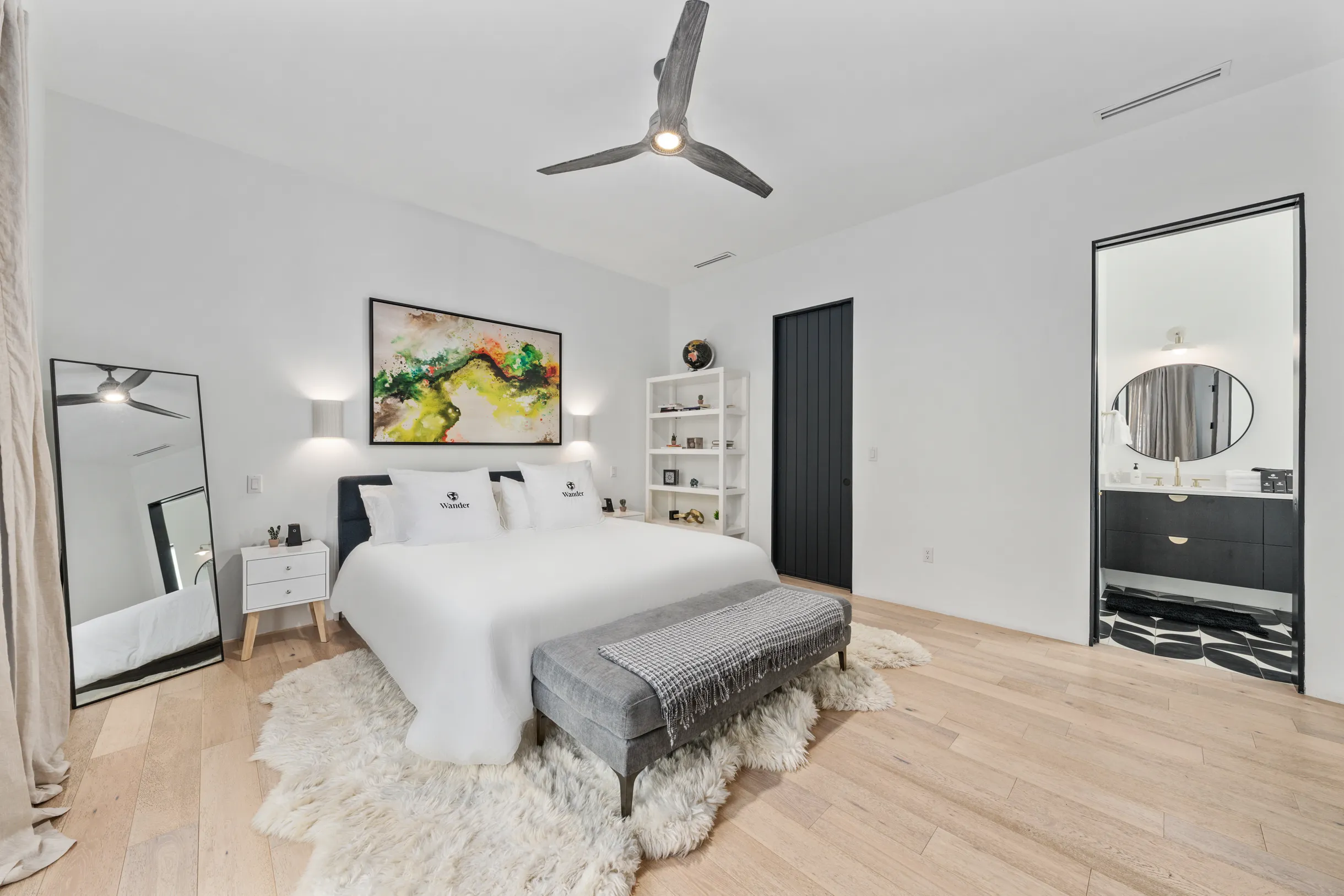 Wander Austin Oasis #32