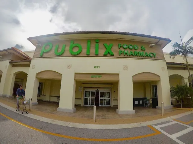 Publix Super Market at Village Commons