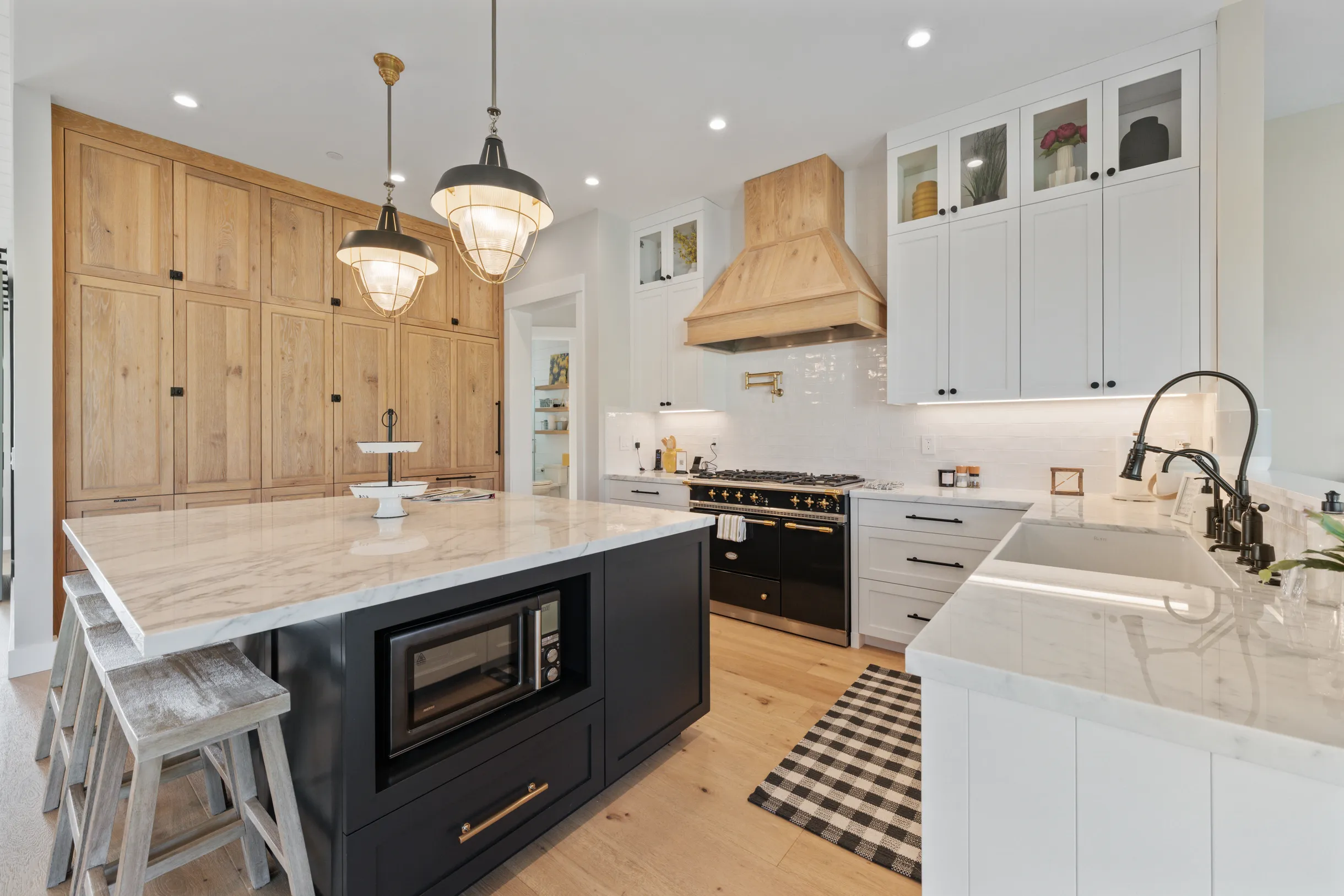 Wander Healdsburg Oasis #103