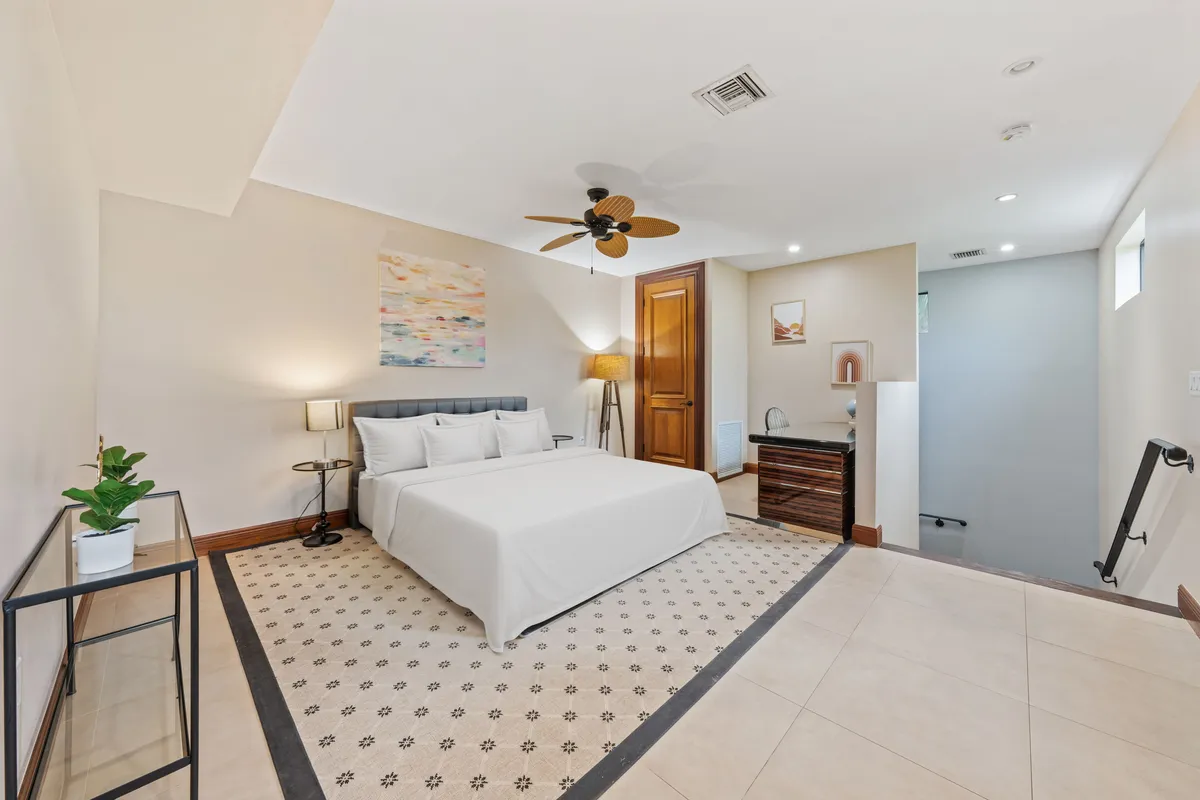 Bedroom 4 image