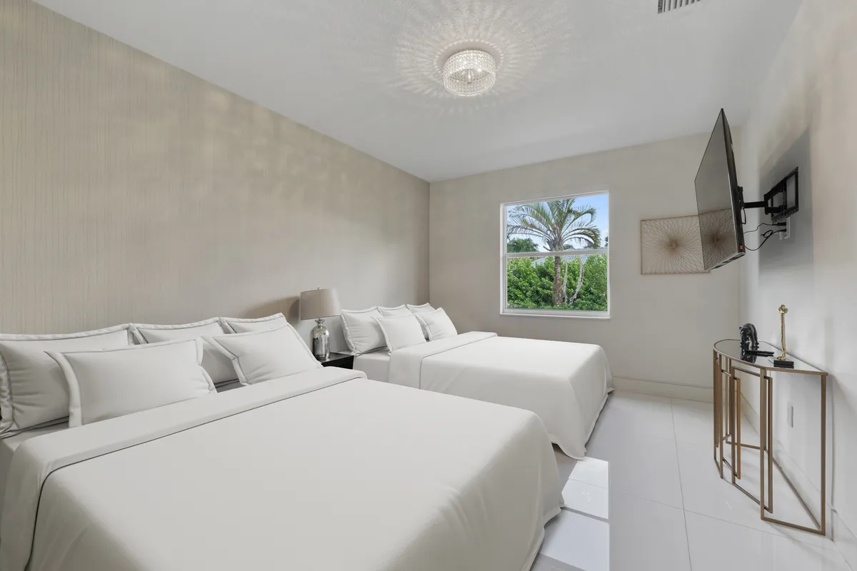 Bedroom 3 image