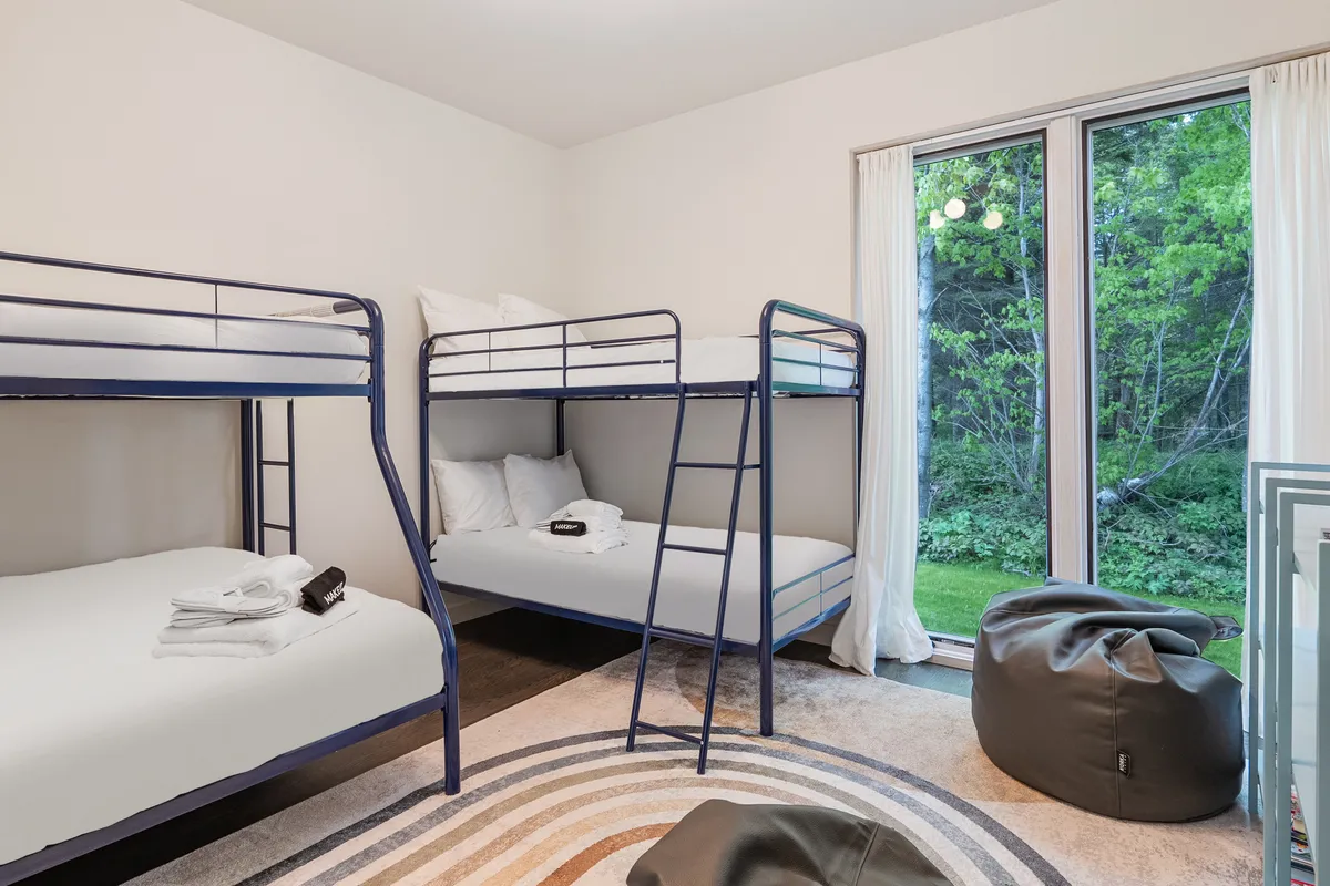Bedroom 3 image